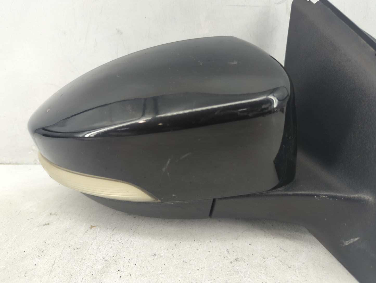 2012-2014 Ford Focus Passenger Side View Mirror - Right Door Mirror OEM Used - Oemusedautoparts1.com