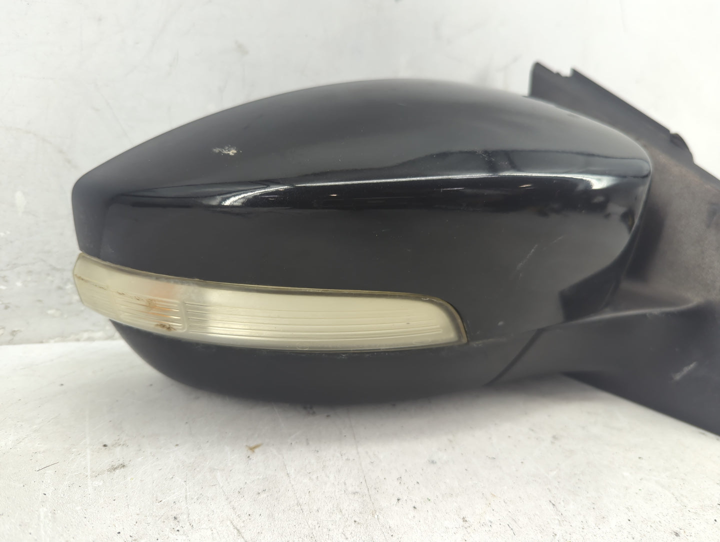 2012-2014 Ford Focus Passenger Side View Mirror - Right Door Mirror OEM Used - Oemusedautoparts1.com