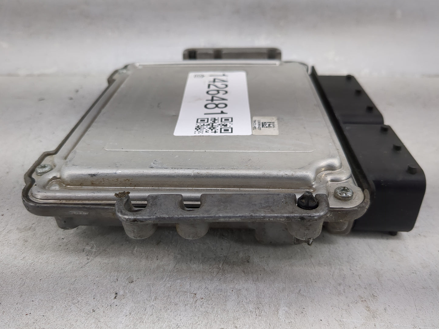 2013-2018 Ford Focus PCM Engine Control Computer ECU ECM PCU OEM P/N:CM5A-12A650-ASD BV61-12B684-BA Fits OEM Used Auto Parts