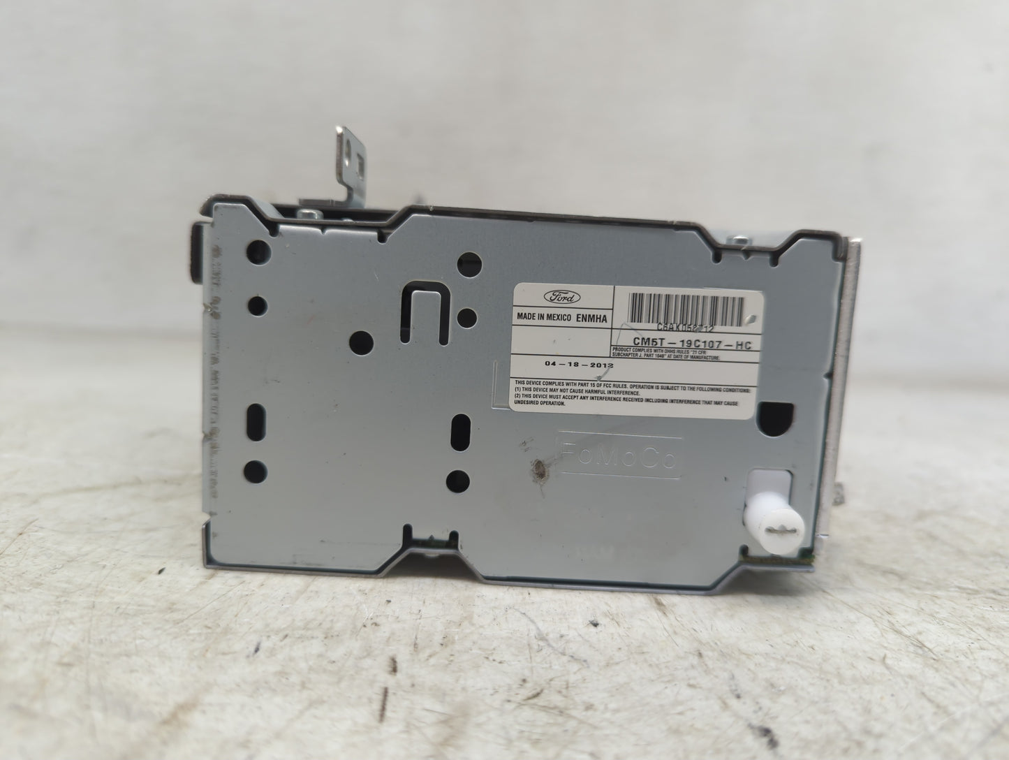 2012-2014 Ford Focus Radio AM FM Cd Player Receiver Replacement P/N:CM5T-19C107-HC Fits Fits 2012 2013 2014 OEM Used Auto Pa