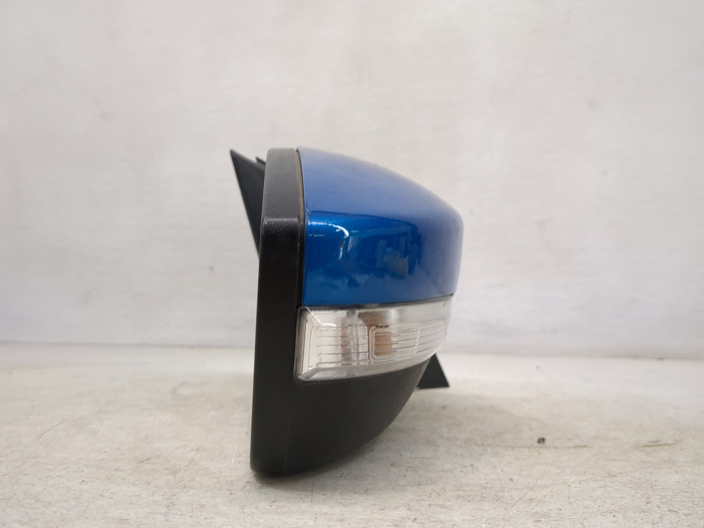 2012-2014 Ford Focus Passenger Side View Mirror - Right Door Mirror OEM Used - Oemusedautoparts1.com