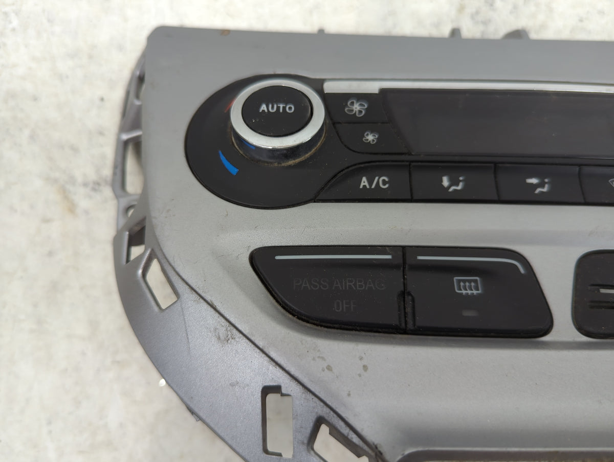 2013 Ford Focus Climate Control Module Temperature AC/Heater Replacement P/N:BM5T-18C612-AK Fits OEM Used Auto Parts - Oemus