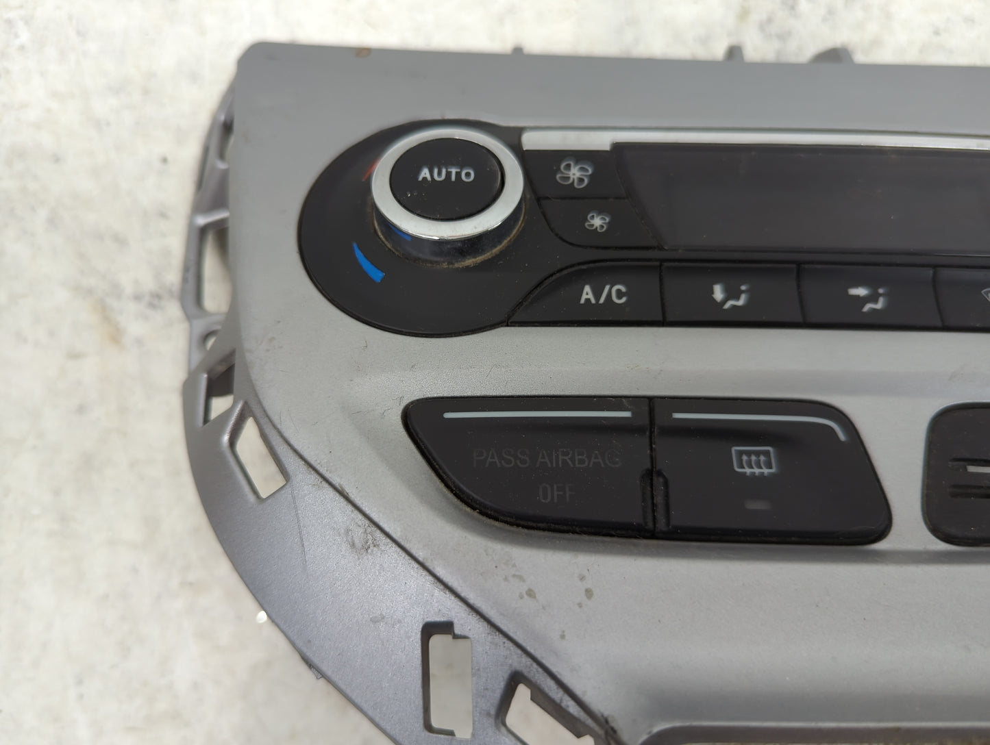2013 Ford Focus Climate Control Module Temperature AC/Heater Replacement P/N:BM5T-18C612-AK Fits OEM Used Auto Parts - Oemus