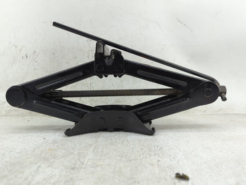 2013 Ford Focus Spare Scissor Car Jack - Oemusedautoparts1.com