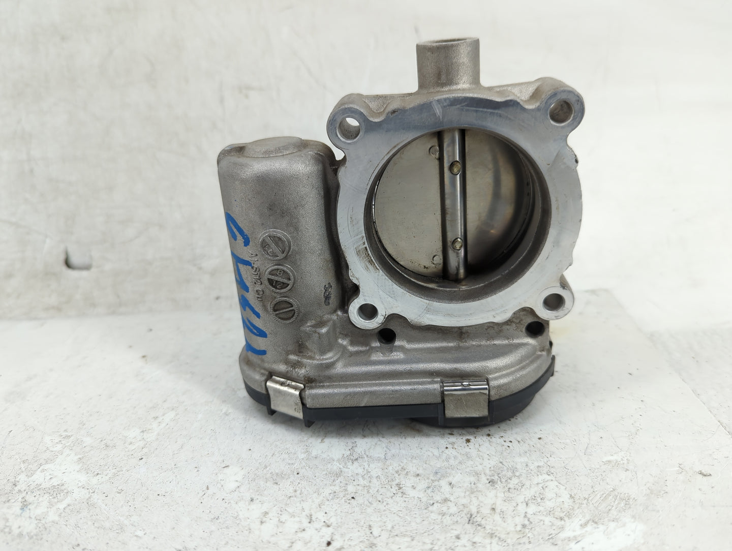 2012-2013 Ford Focus Throttle Body P/N:CM5E 9F991 AD 0 280 750 585 Fits Fits 2012 2013 2014 2015 2016 2017 OEM Used Auto Par