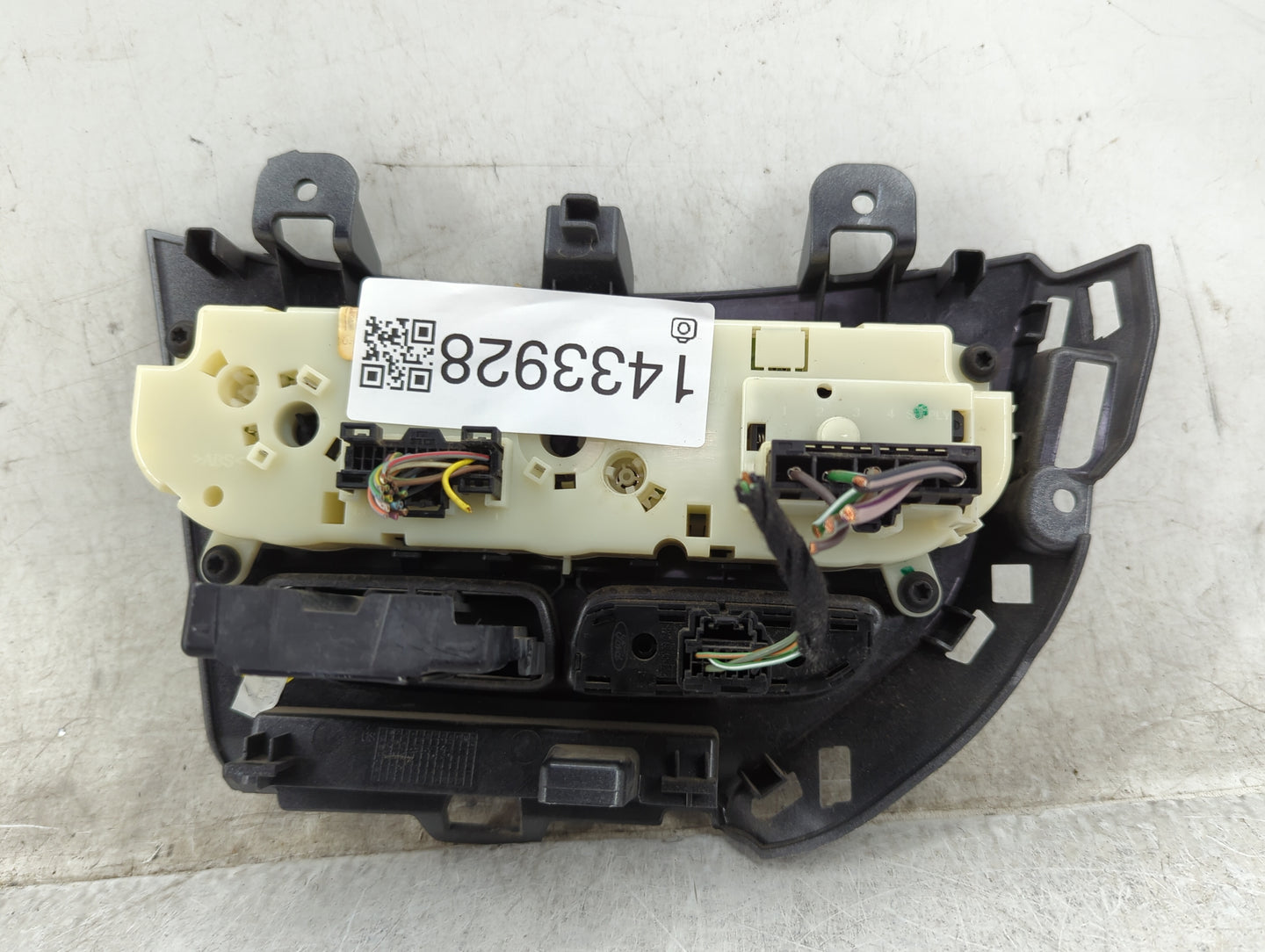 2013-2014 Ford Focus Climate Control Module Temperature AC/Heater Replacement P/N:CM5T-19980-AE Fits Fits 2013 2014 OEM Used