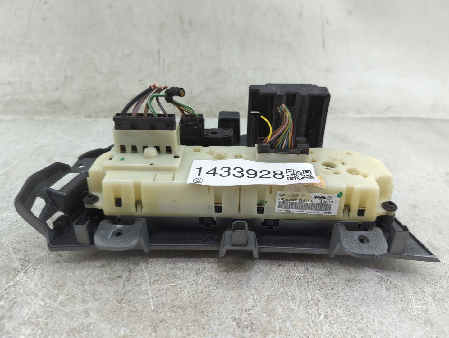 2013-2014 Ford Focus Climate Control Module Temperature AC/Heater Replacement P/N:CM5T-19980-AE Fits Fits 2013 2014 OEM Used