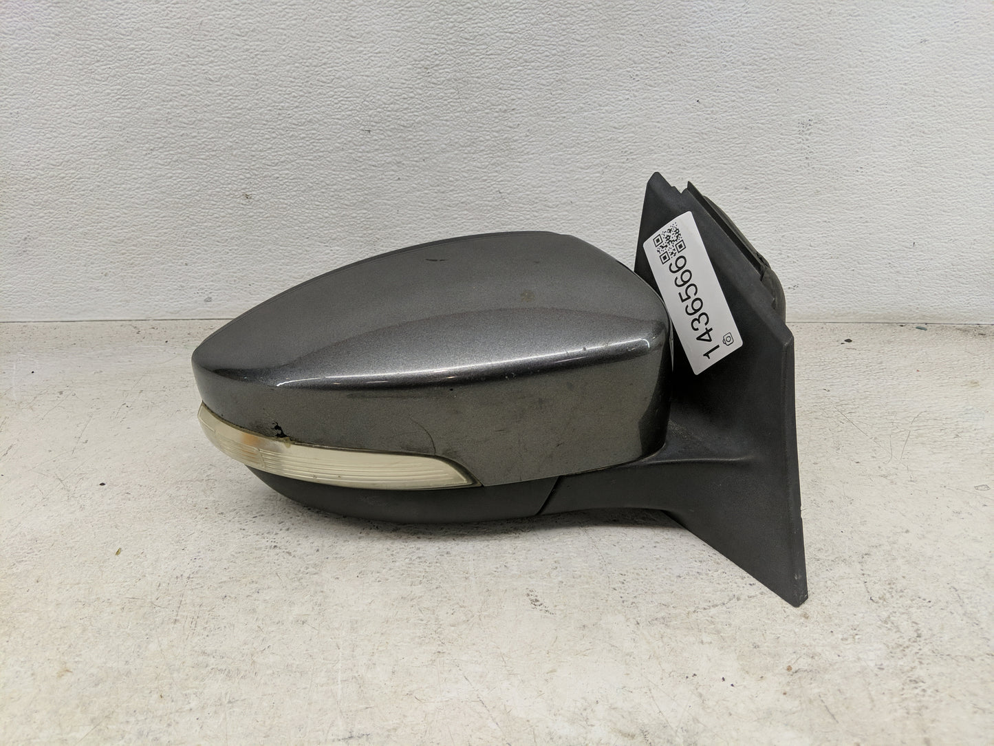 2013 Ford Focus Passenger Side View Mirror - Right Door Mirror OEM Used - Oemusedautoparts1.com
