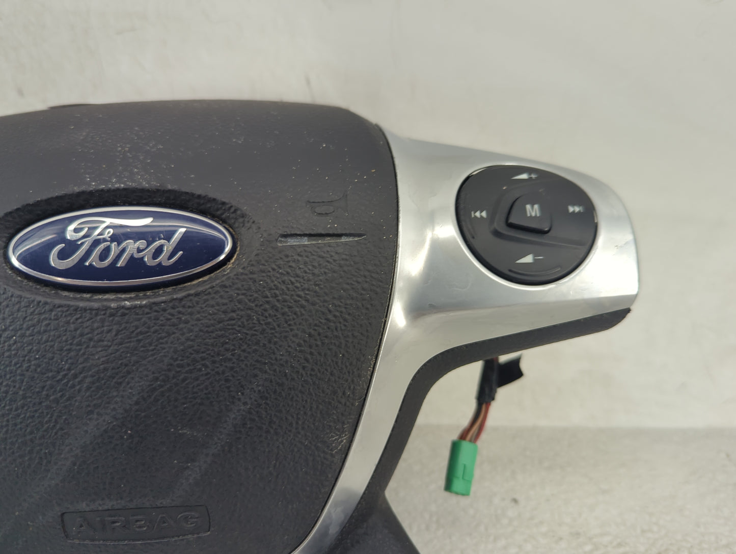 2012-2018 Ford Focus Air Bag Driver Left Steering Wheel Mounted P/N:DM51A042B85CB3ZHE D15E282A3B020 Fits OEM Used Auto Parts