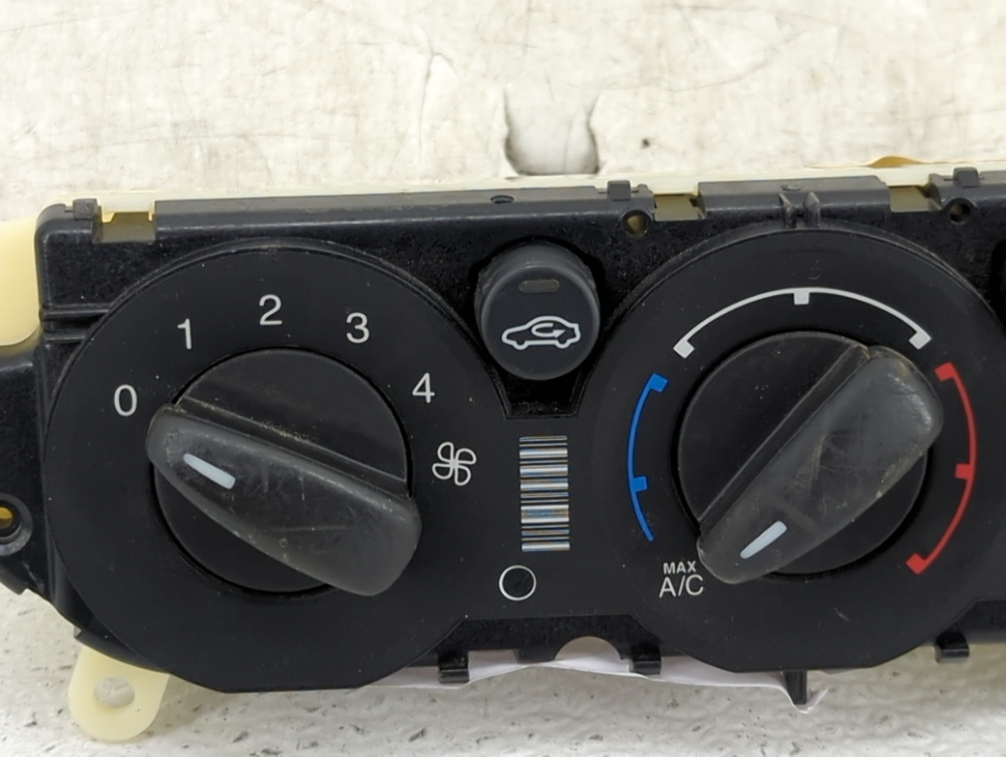 2013-2014 Ford Focus Climate Control Module Temperature AC/Heater Replacement Fits Fits 2013 2014 OEM Used Auto Parts - Oemu