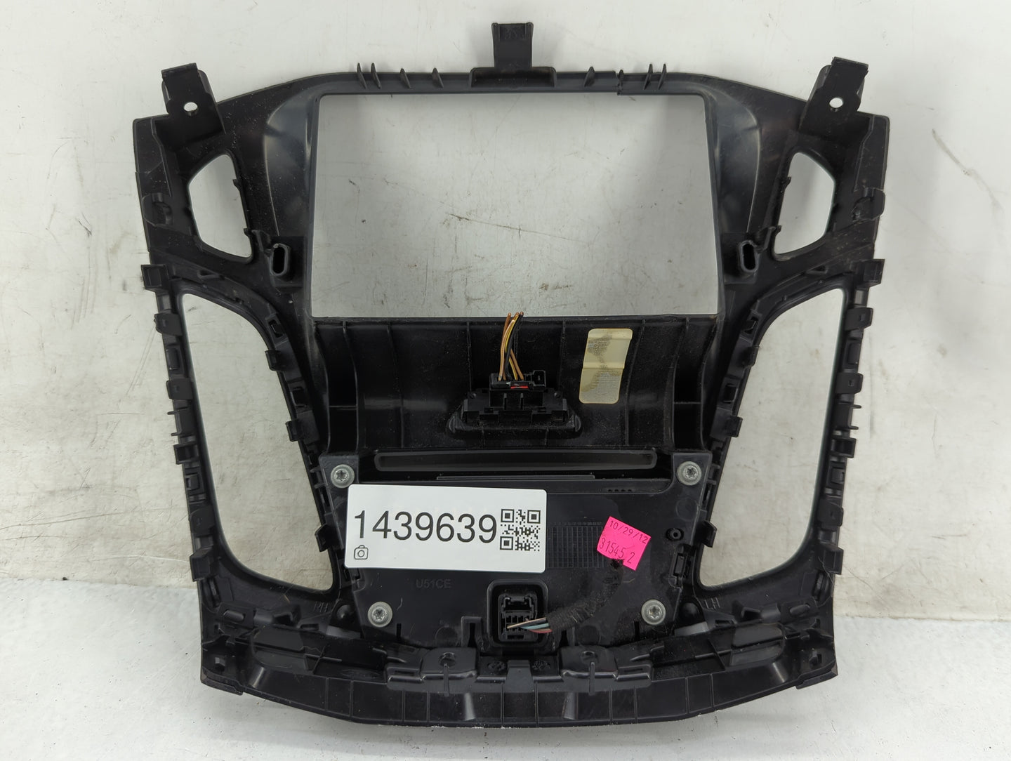 2013 Ford Focus Radio Control Panel Black - Oemusedautoparts1.com