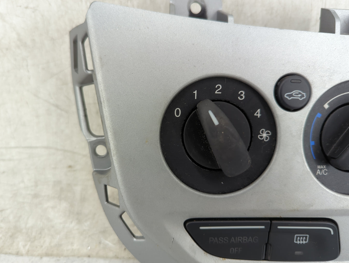 2013-2014 Ford Focus Climate Control Module Temperature AC/Heater Replacement P/N:CM5T-19980-AE Fits Fits 2013 2014 OEM Used