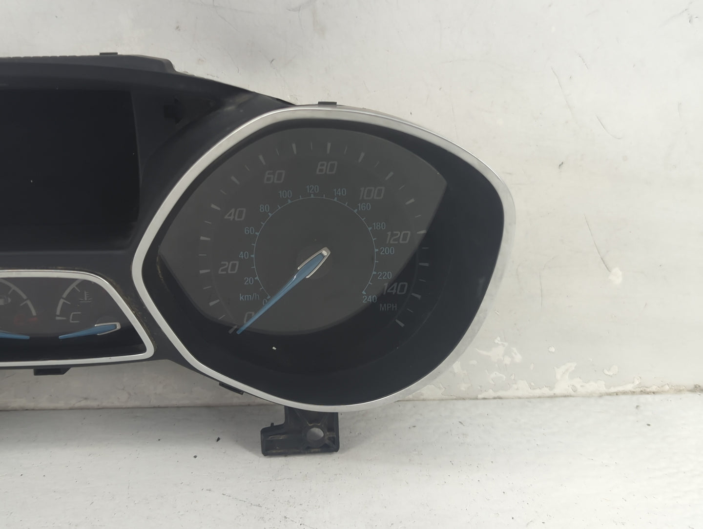 2013-2014 Ford Focus Instrument Cluster Speedometer Gauges P/N:CM5T-10849-CTB 2421770, 22363765 Fits Fits 2013 2014 OEM Used