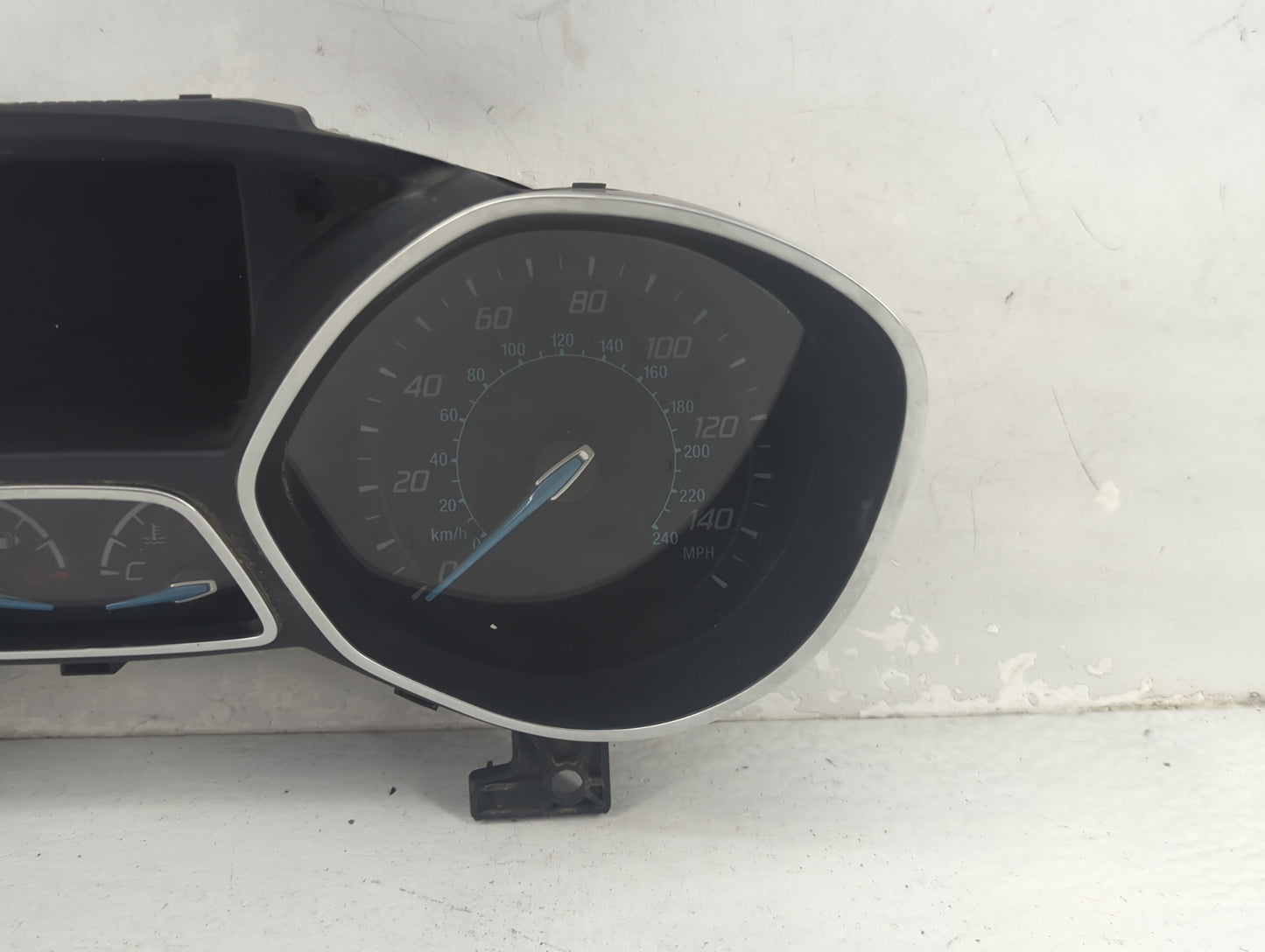 2013-2014 Ford Focus Instrument Cluster Speedometer Gauges P/N:CM5T-10849-CTB 2421770, 22363765 Fits Fits 2013 2014 OEM Used
