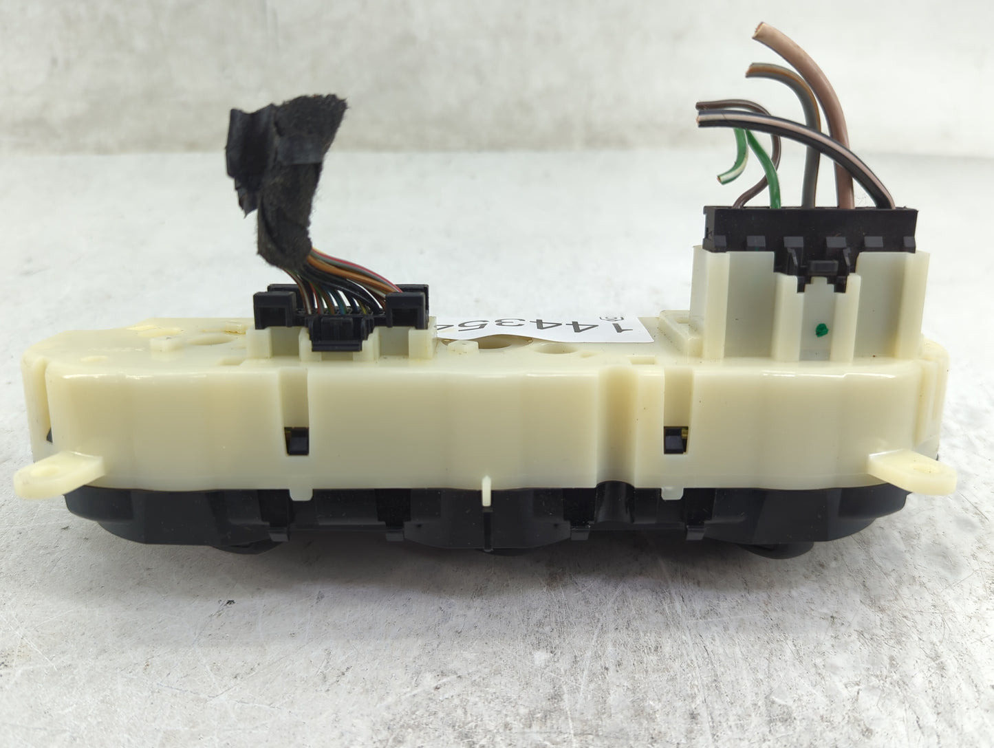2013-2014 Ford Focus Climate Control Module Temperature AC/Heater Replacement P/N:CM5T E1062773 Fits Fits 2013 2014 OEM Used