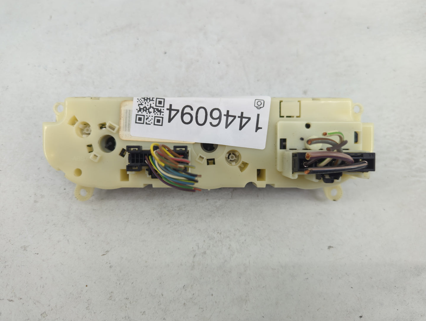 2013-2014 Ford Focus Climate Control Module Temperature AC/Heater Replacement P/N:CM5T-19980-AE E1062773 Fits Fits 2013 2014