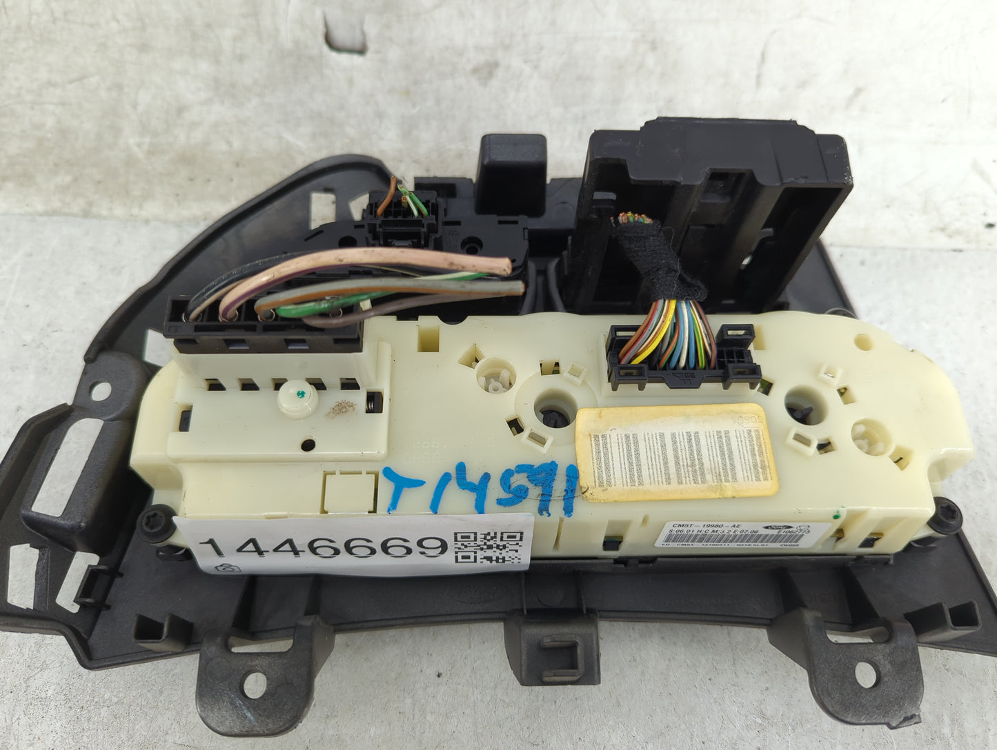 2013-2014 Ford Focus Climate Control Module Temperature AC/Heater Replacement P/N:CM5T-19980-AE CM5T-12100411 Fits Fits 2013