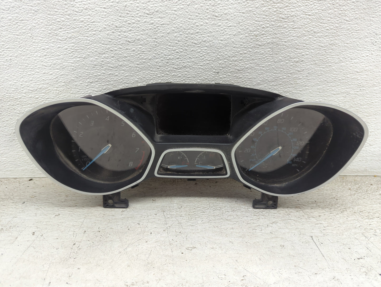 2013-2014 Ford Focus Instrument Cluster Speedometer Gauges P/N:CM5T-10849-CTB Miles: Fits Fits 2013 2014 OEM Used Auto Parts