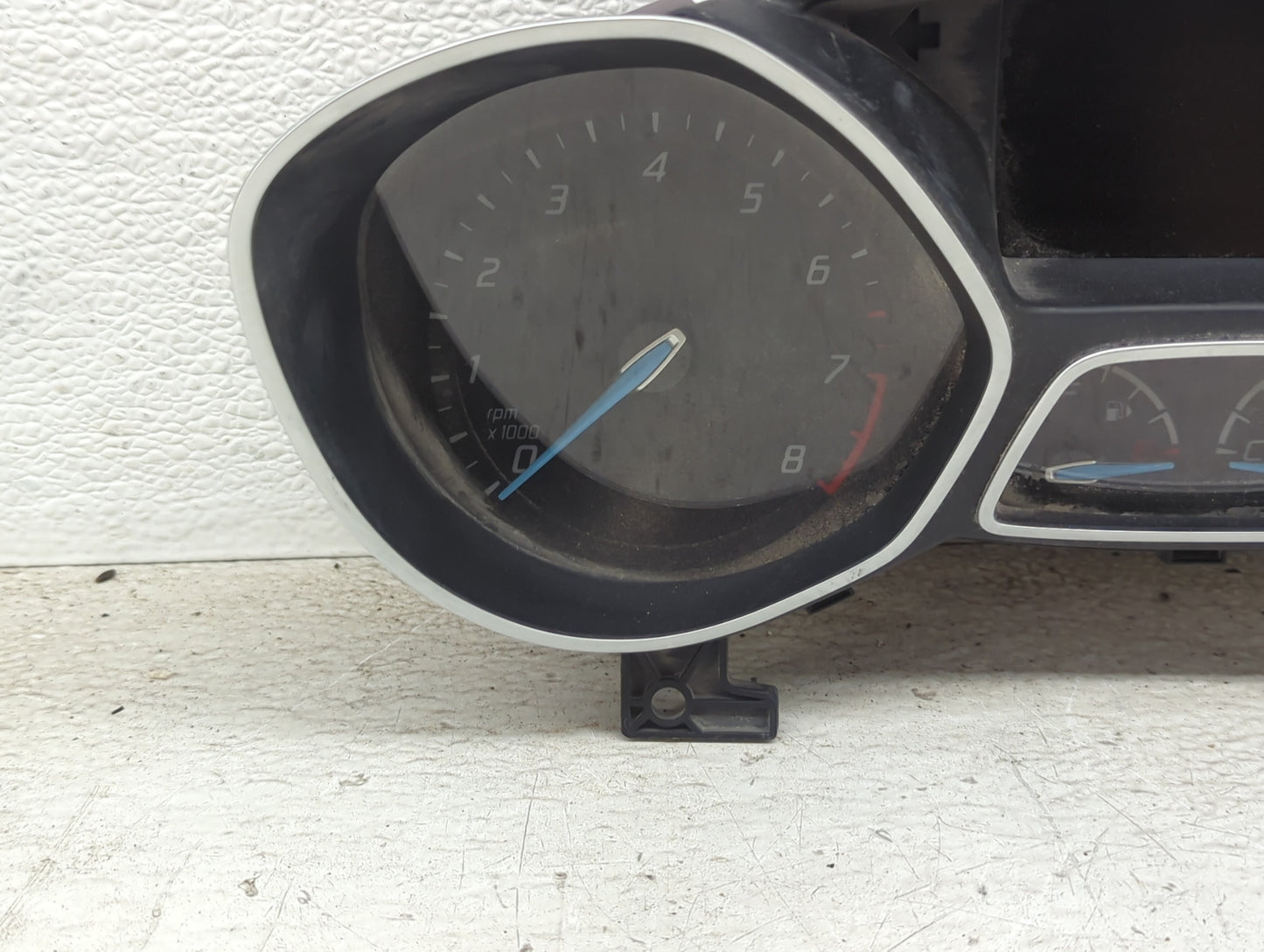 2013-2014 Ford Focus Instrument Cluster Speedometer Gauges P/N:CM5T-10849-CTB Miles: Fits Fits 2013 2014 OEM Used Auto Parts