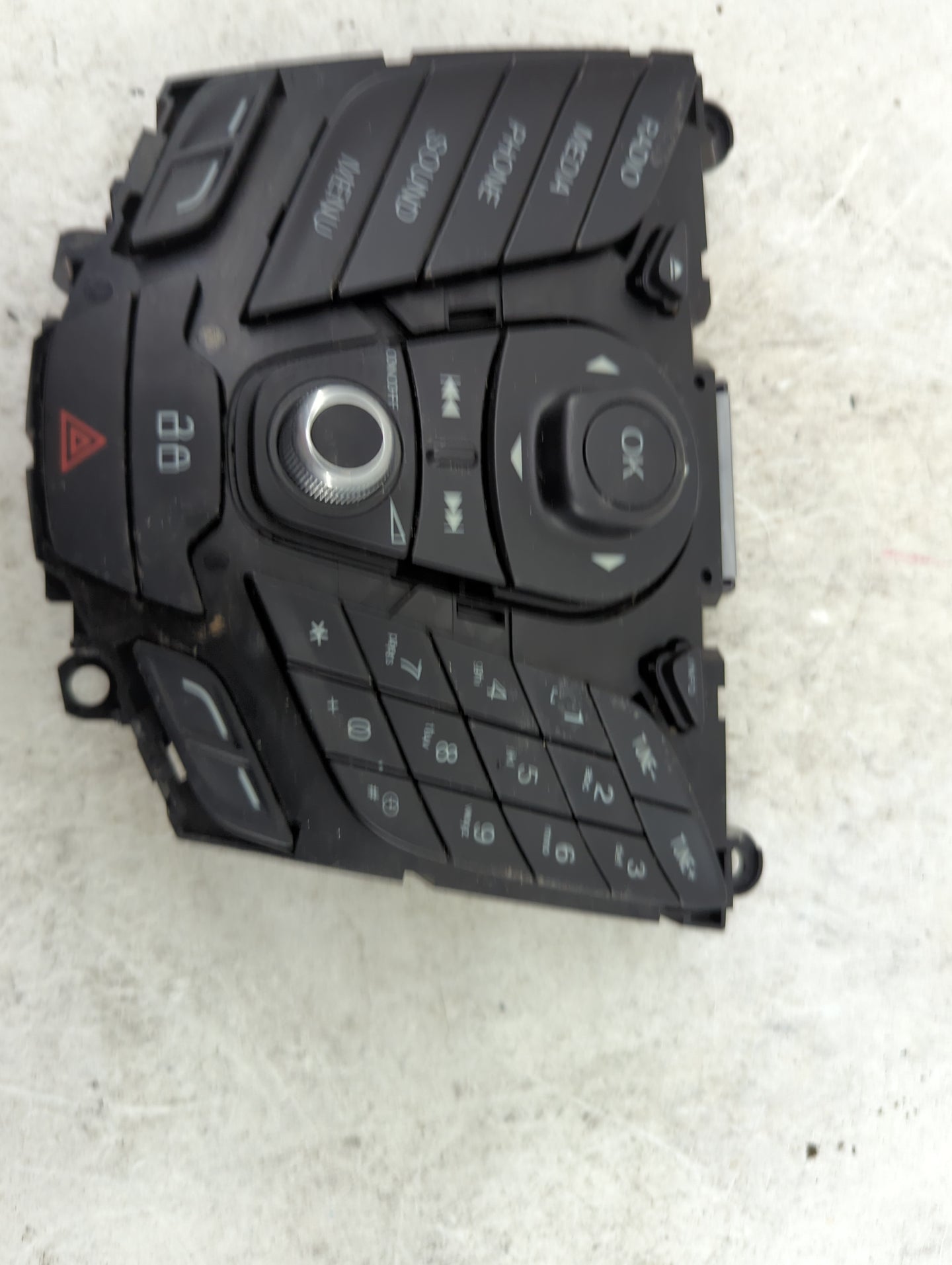 2013 Ford Focus Climate Control Module Temperature AC/Heater Replacement P/N:DM5T-18K811-BD Fits OEM Used Auto Parts - Oemus