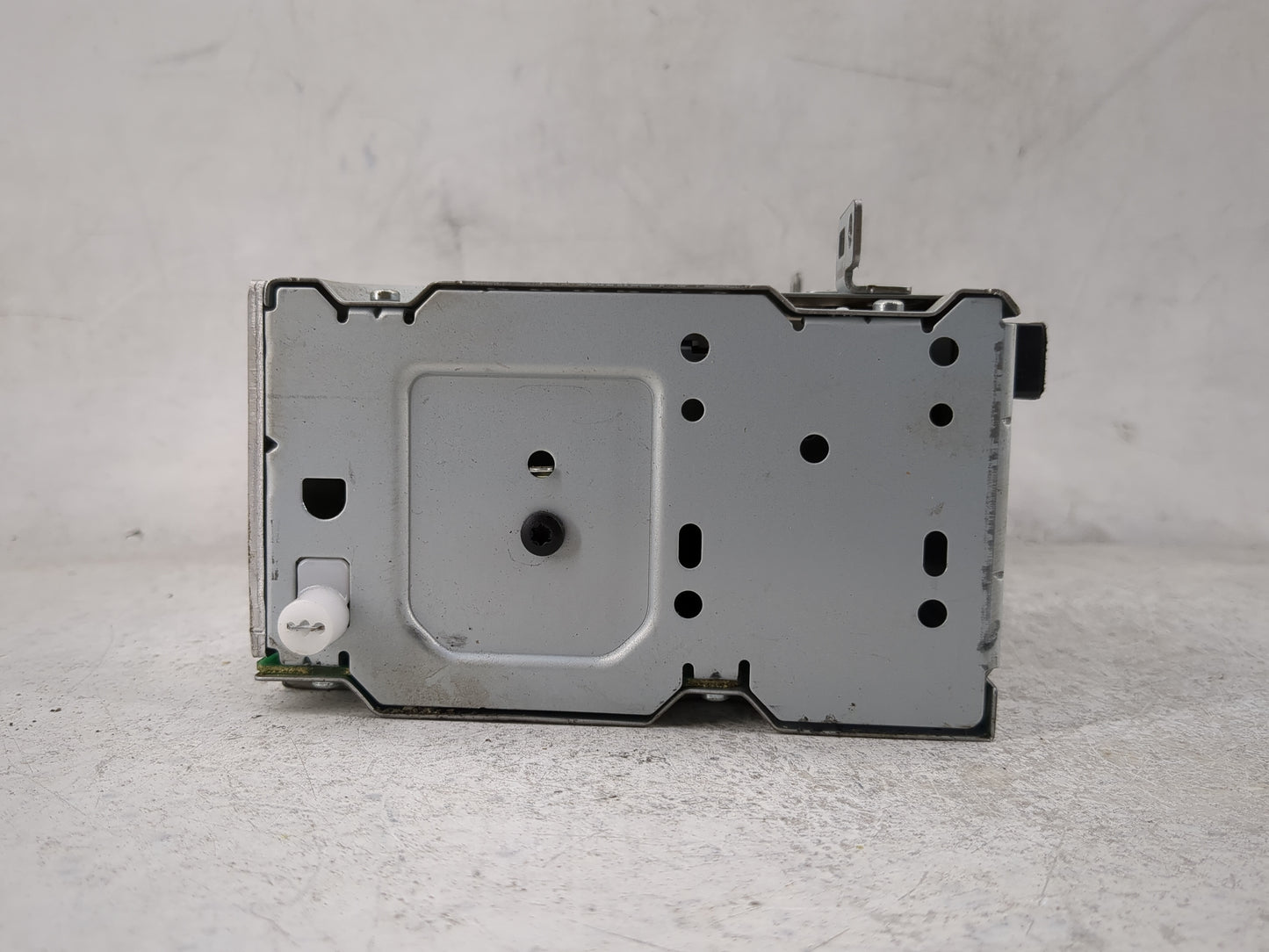 2012-2014 Ford Focus Radio AM FM Cd Player Receiver Replacement P/N:CM5T-19C107-HC C6AK034453 Fits Fits 2012 2013 2014 OEM U