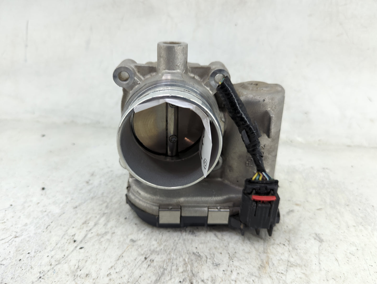 2012-2013 Ford Focus Throttle Body P/N:0280750550 CM5E-9F991-AD Fits Fits 2012 2013 2014 2015 2016 2017 OEM Used Auto Parts 