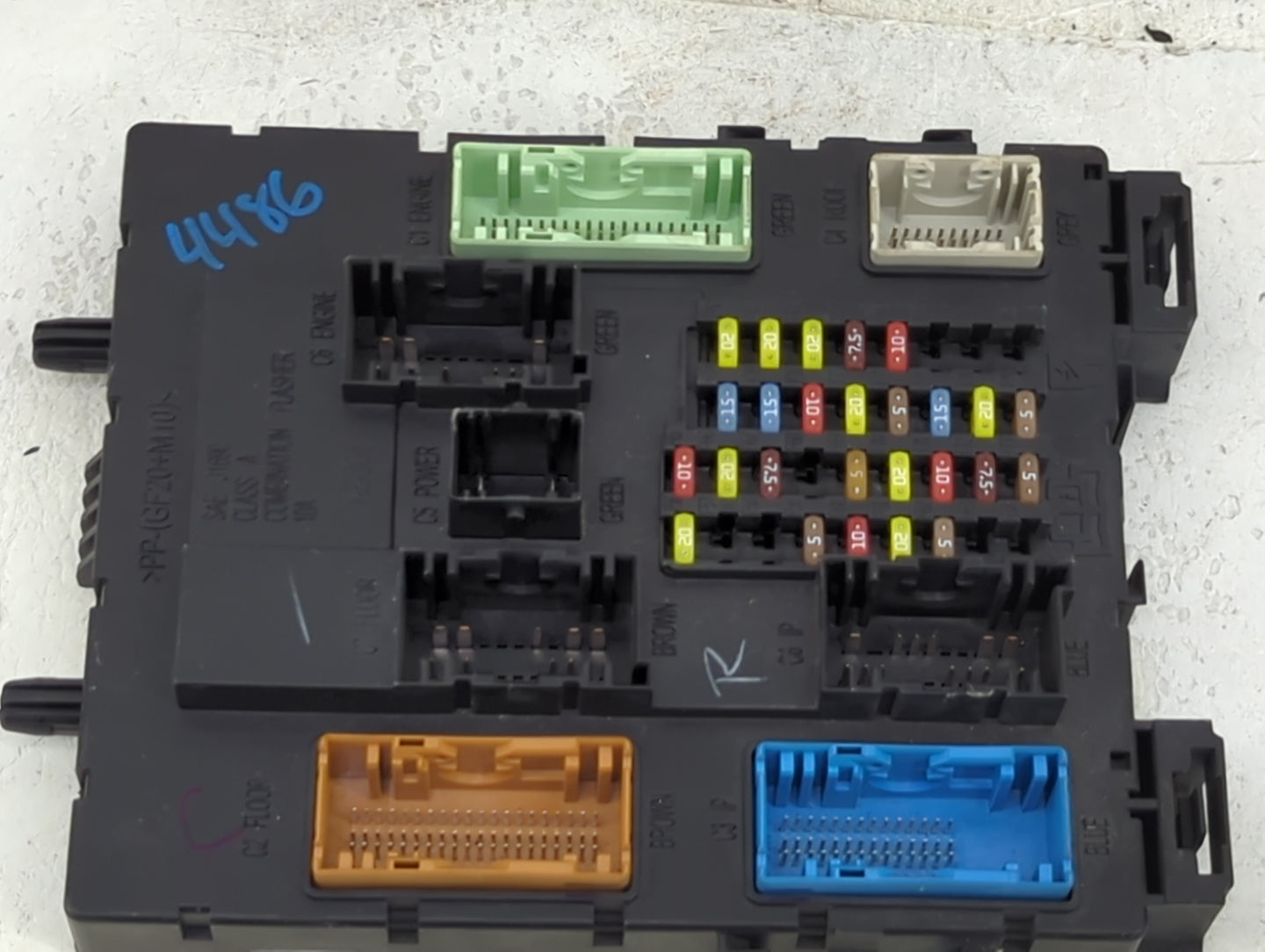 2013-2013 Ford Focus Body Control Module Bcm Bv6n-14a073-pd|526271f04 - Oemusedautoparts1.com