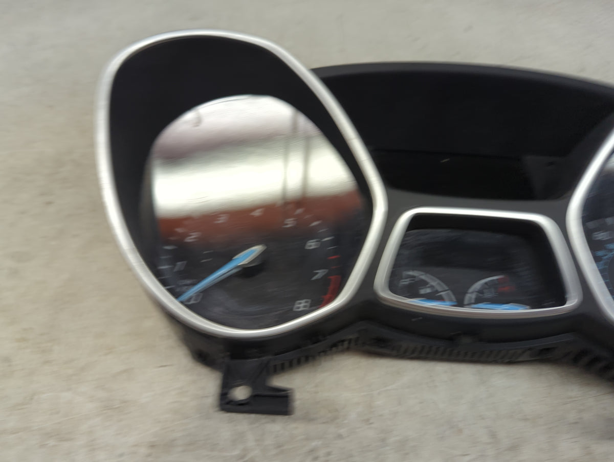 2013-2014 Ford Focus Instrument Cluster Speedometer Gauges P/N:CM5T-10849-CTC 2534210 Miles: Fits Fits 2013 2014 OEM Used Au