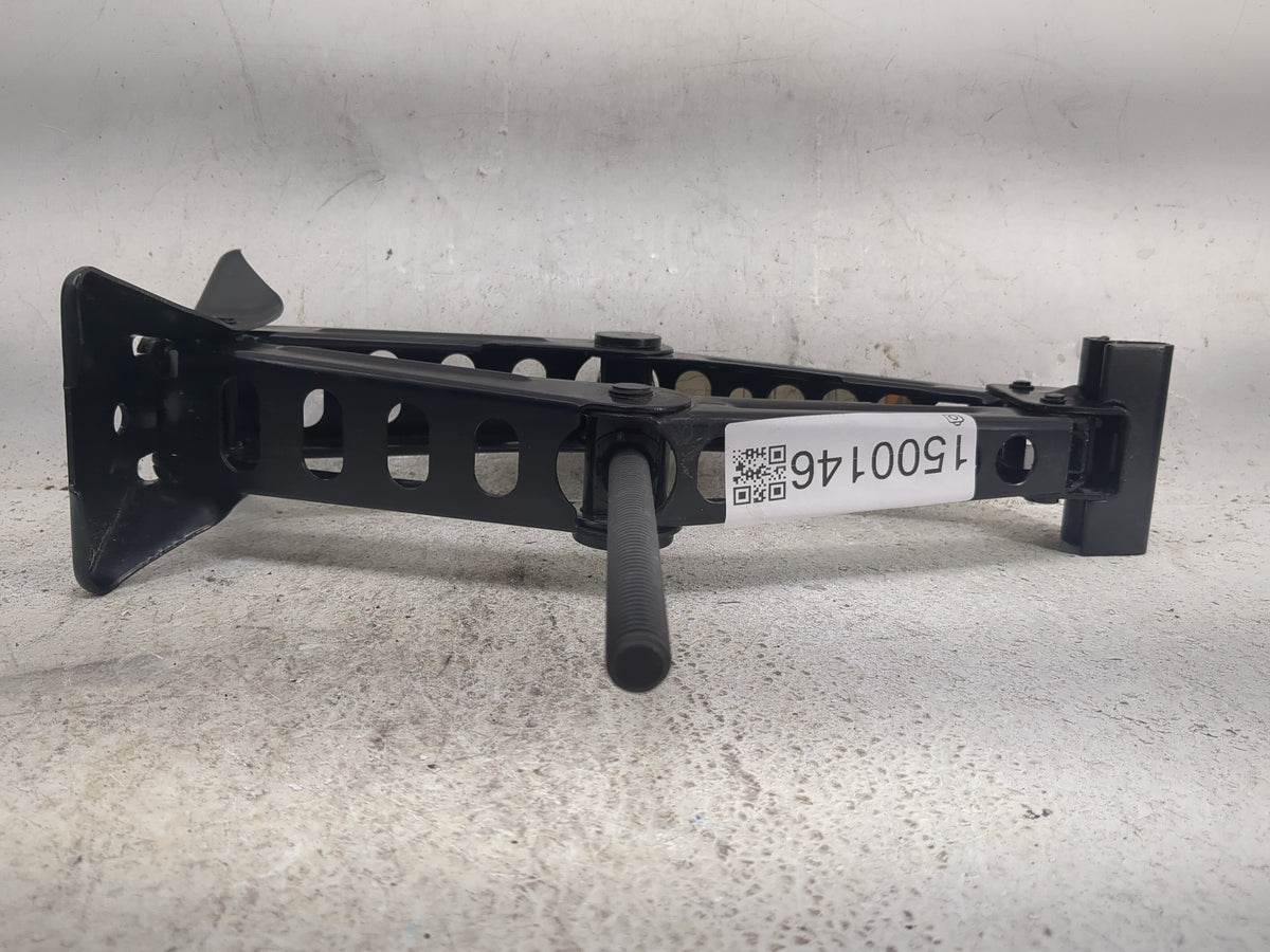 2013 Ford Focus Spare Scissor Car Jack Black - Oemusedautoparts1.com