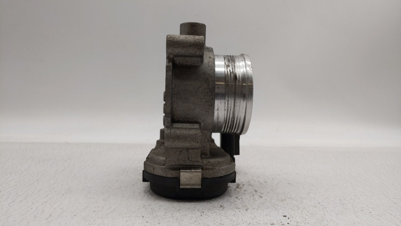 2012-2013 Ford Focus Throttle Body P/N:CM5E 9F991 AD 0280750585 Fits Fits 2012 2013 2014 2015 2016 2017 OEM Used Auto Parts 