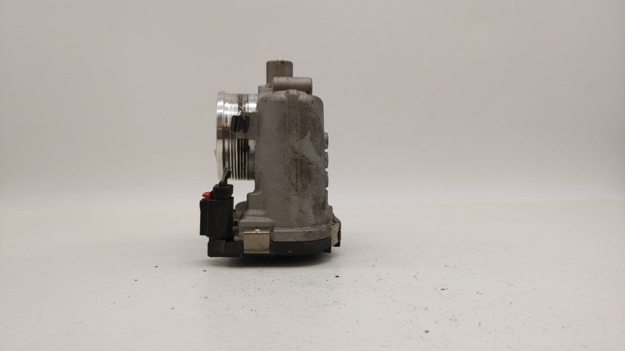 2012-2013 Ford Focus Throttle Body P/N:CM5E-9F991-AD CM5E-9F991-AC Fits Fits 2012 2013 2014 2015 2016 2017 OEM Used Auto Par