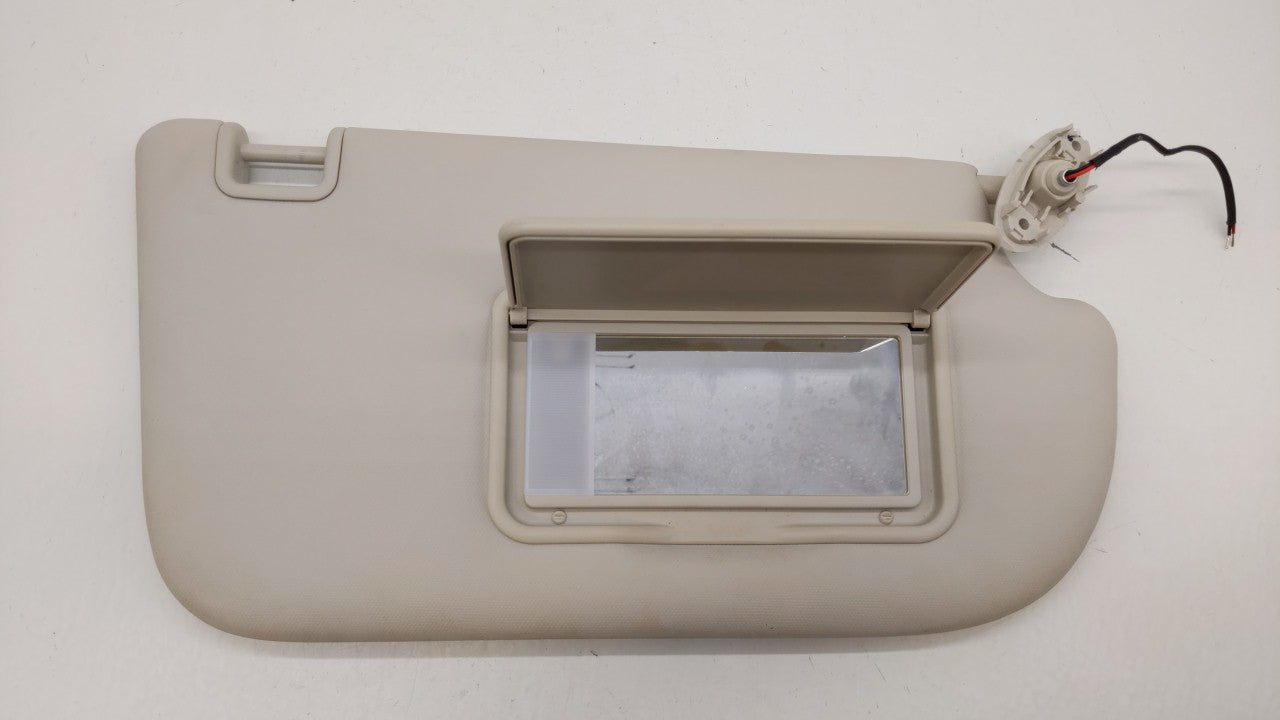 2013-2015 Ford Focus Sun Visor Shade Replacement Passenger Right Mirror Fits Fits 2013 2014 2015 OEM Used Auto Parts - Oemus