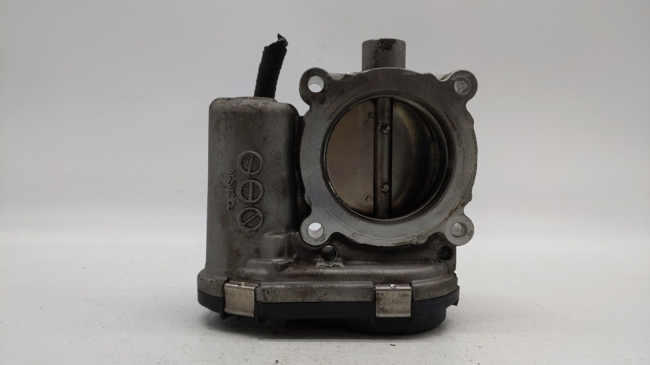 2012-2013 Ford Focus Throttle Body P/N:CM5E-9F991-AD CM5E-9F991-AC Fits Fits 2012 2013 2014 2015 2016 2017 OEM Used Auto Par