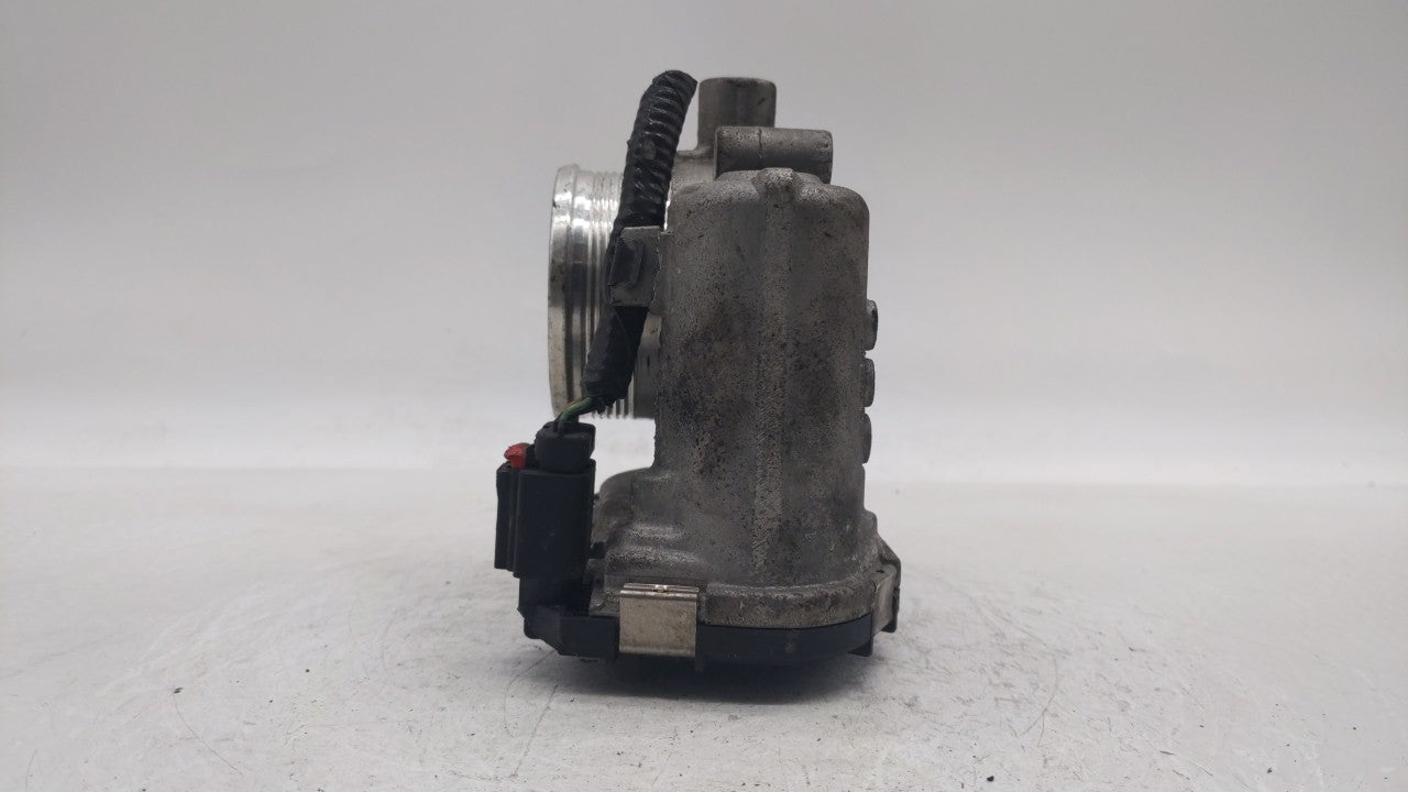 2012-2013 Ford Focus Throttle Body P/N:CM5E-9F991-AD CM5E-9F991-AC Fits Fits 2012 2013 2014 2015 2016 2017 OEM Used Auto Par
