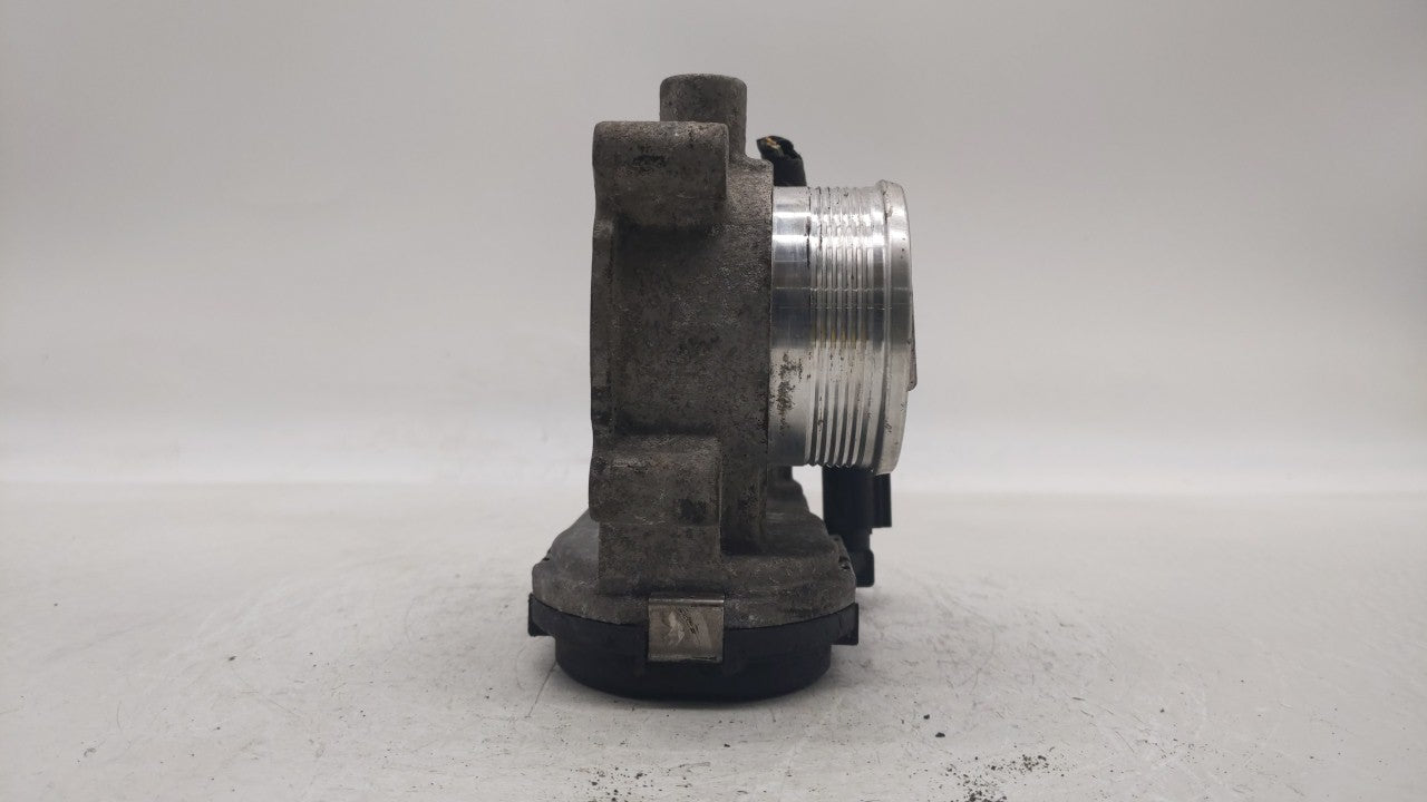 2012-2013 Ford Focus Throttle Body P/N:CM5E-9F991-AD CM5E-9F991-AC Fits Fits 2012 2013 2014 2015 2016 2017 OEM Used Auto Par