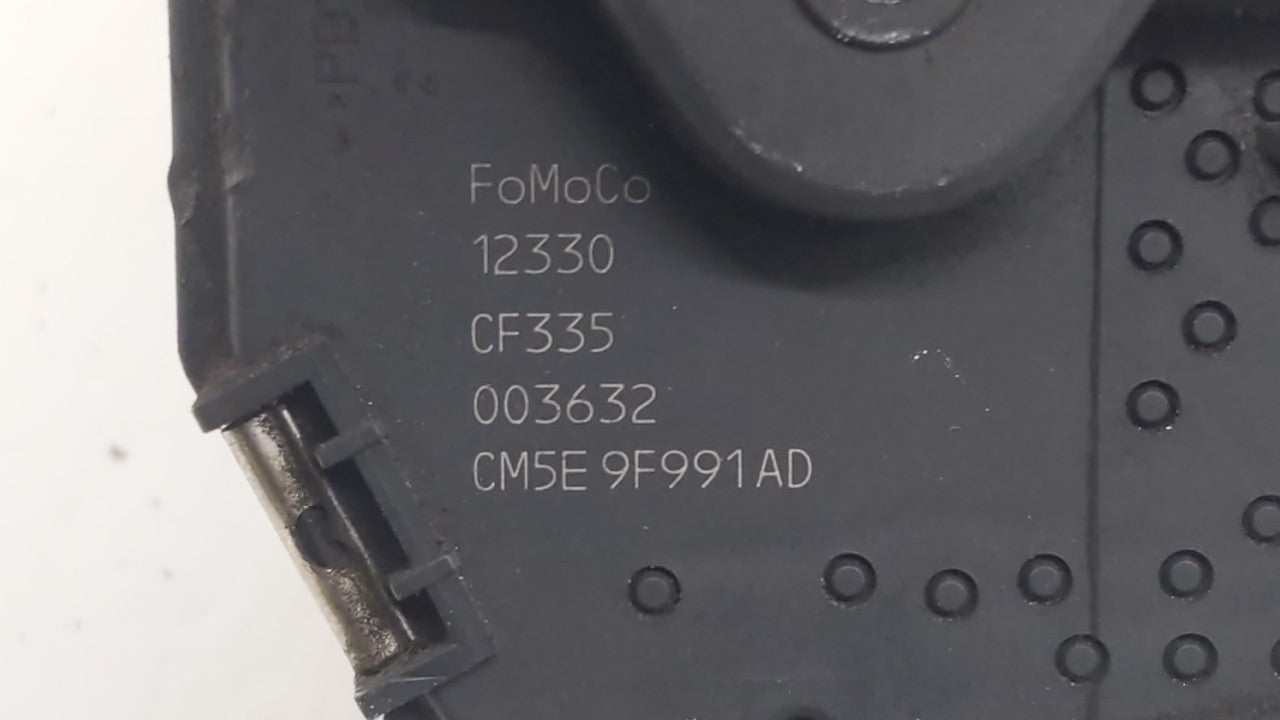 2012-2013 Ford Focus Throttle Body P/N:CM5E-9F991-AD CM5E-9F991-AC Fits Fits 2012 2013 2014 2015 2016 2017 OEM Used Auto Par