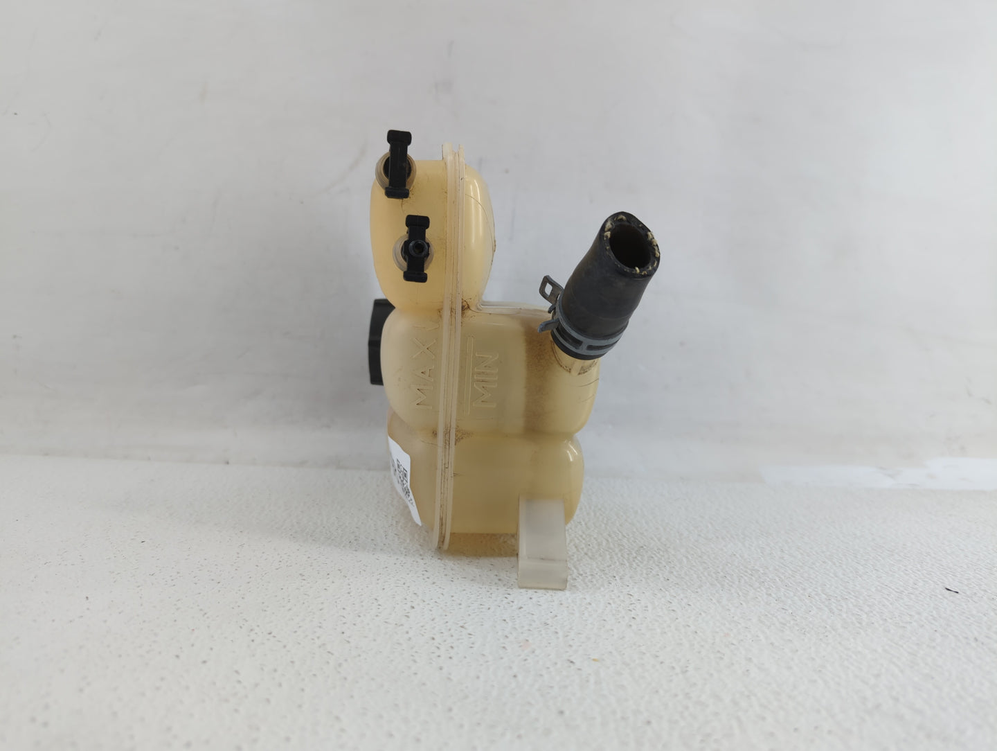 2012-2018 Ford Focus Windshield Washer Fluid Reservoir Bottle Oem - Oemusedautoparts1.com