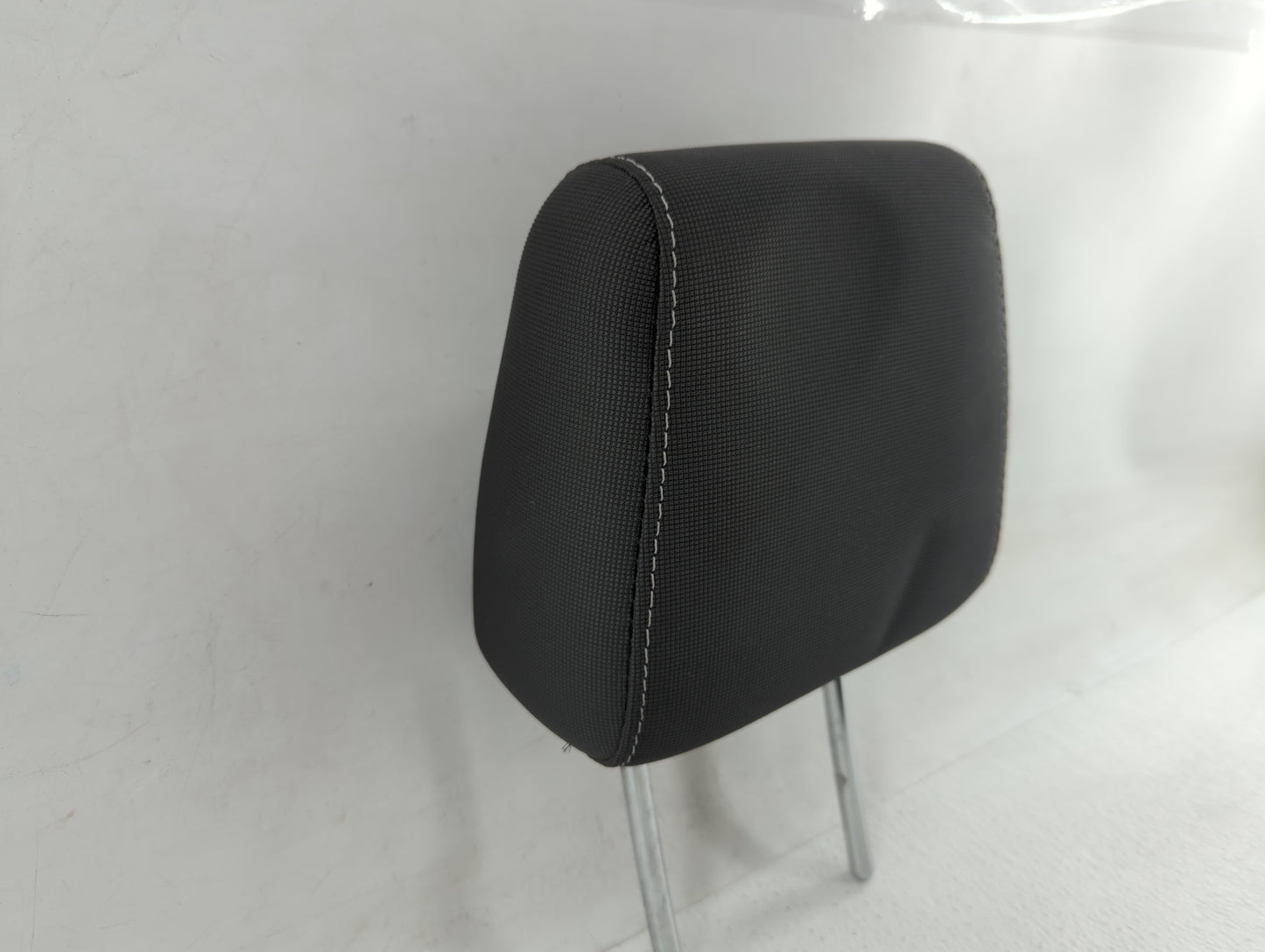 2013-2014 Ford Focus Headrest Head Rest Front Driver Passenger Seat Fits Fits 2013 2014 OEM Used Auto Parts - Oemusedautopar