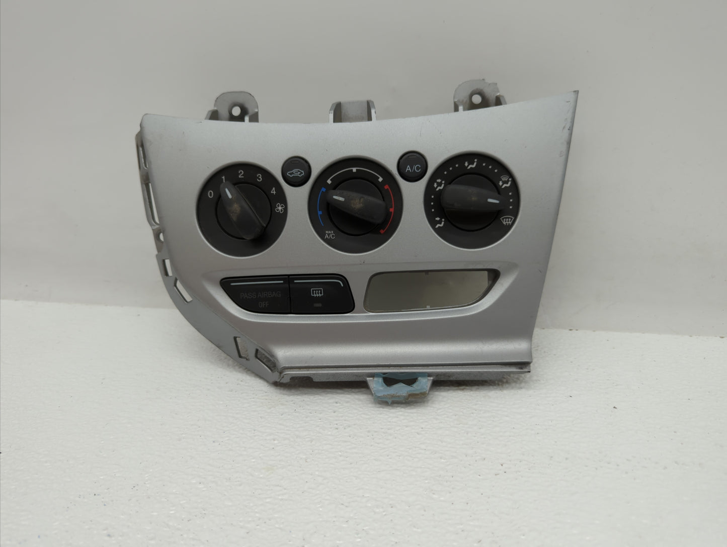 2013-2014 Ford Focus Climate Control Module Temperature AC/Heater Replacement P/N:E1062773 CM5T-19980-AF Fits Fits 2013 2014