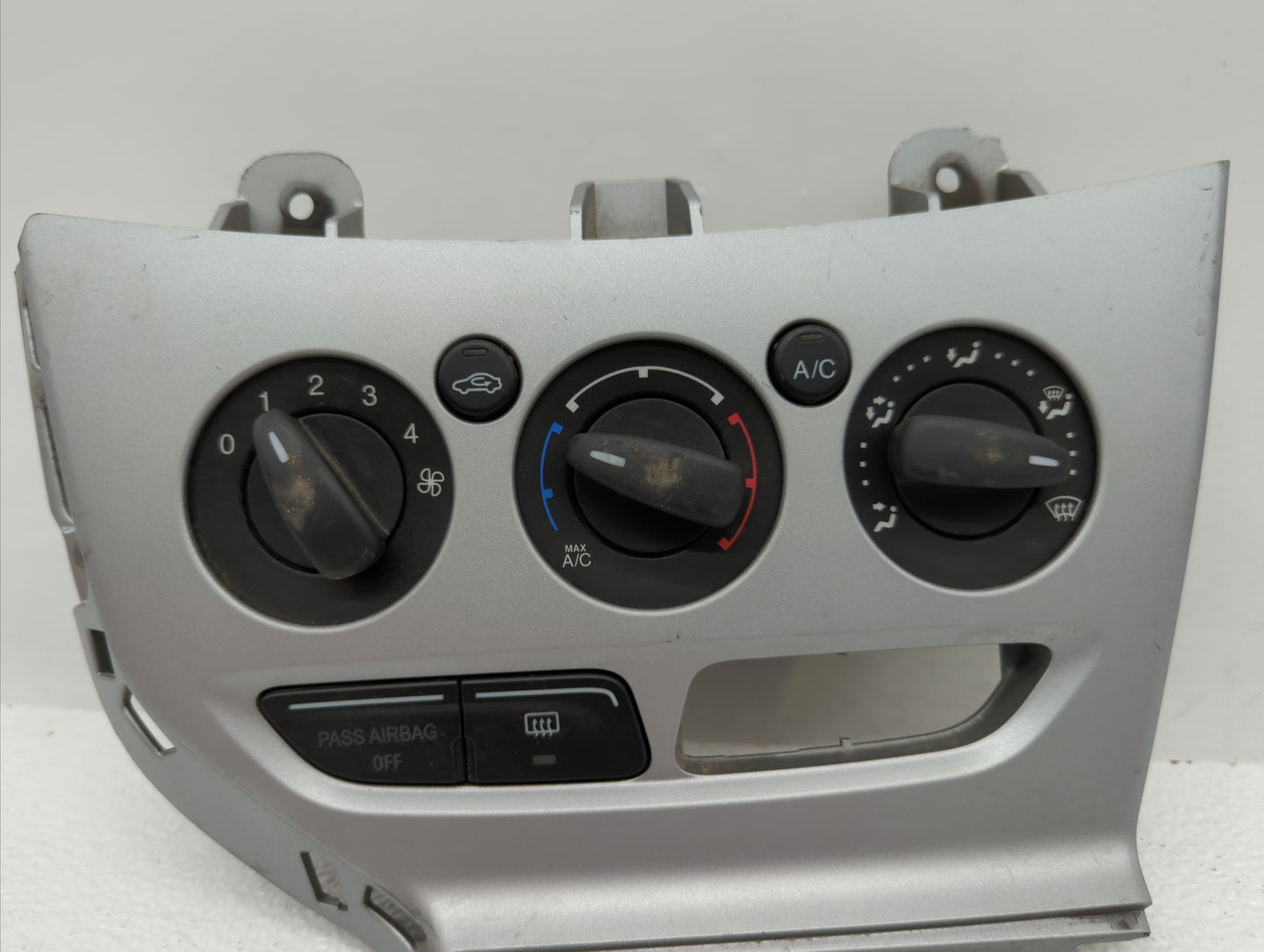 2013-2014 Ford Focus Climate Control Module Temperature AC/Heater Replacement P/N:E1062773 CM5T-19980-AF Fits Fits 2013 2014