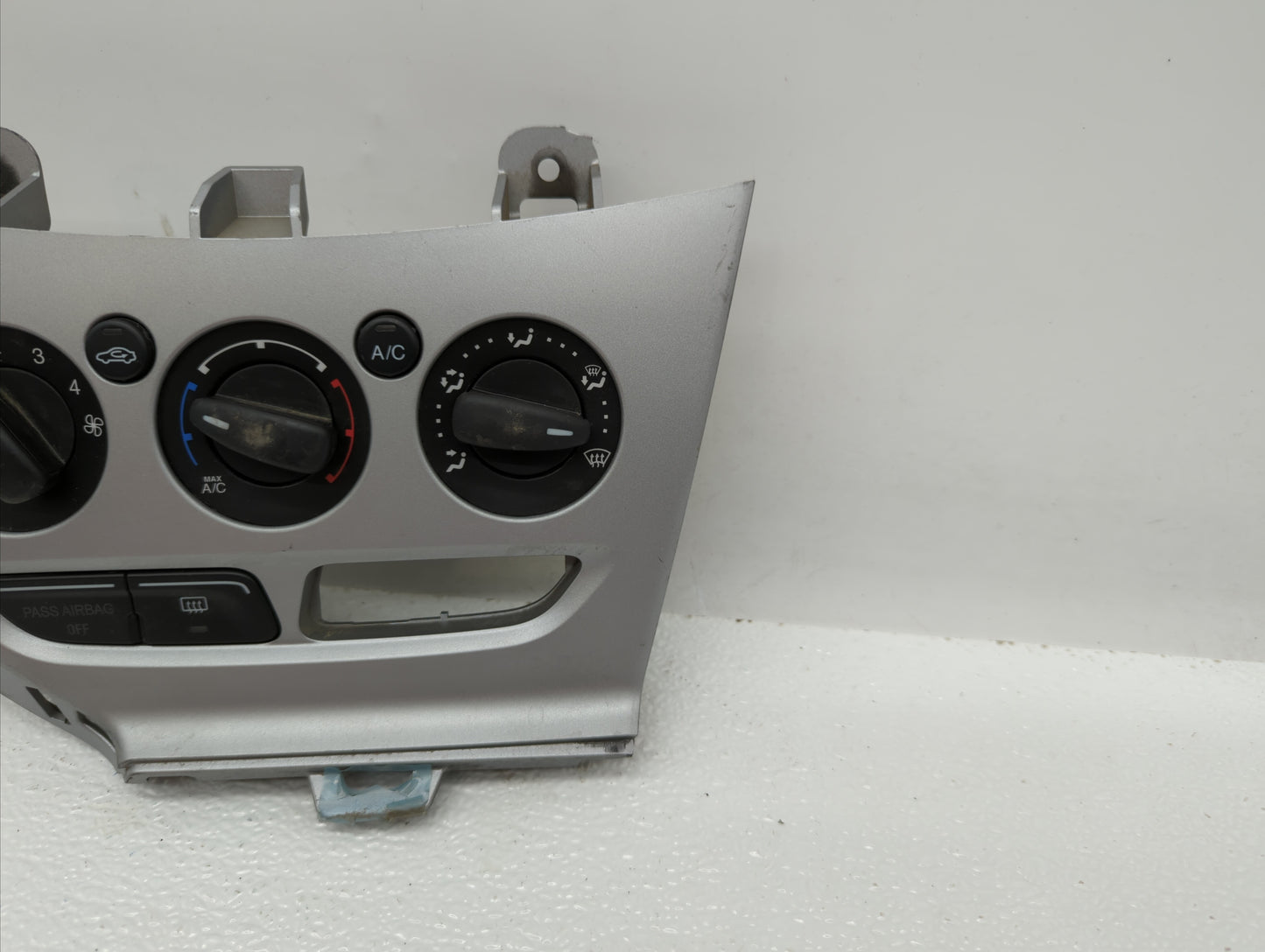 2013-2014 Ford Focus Climate Control Module Temperature AC/Heater Replacement P/N:E1062773 CM5T-19980-AF Fits Fits 2013 2014