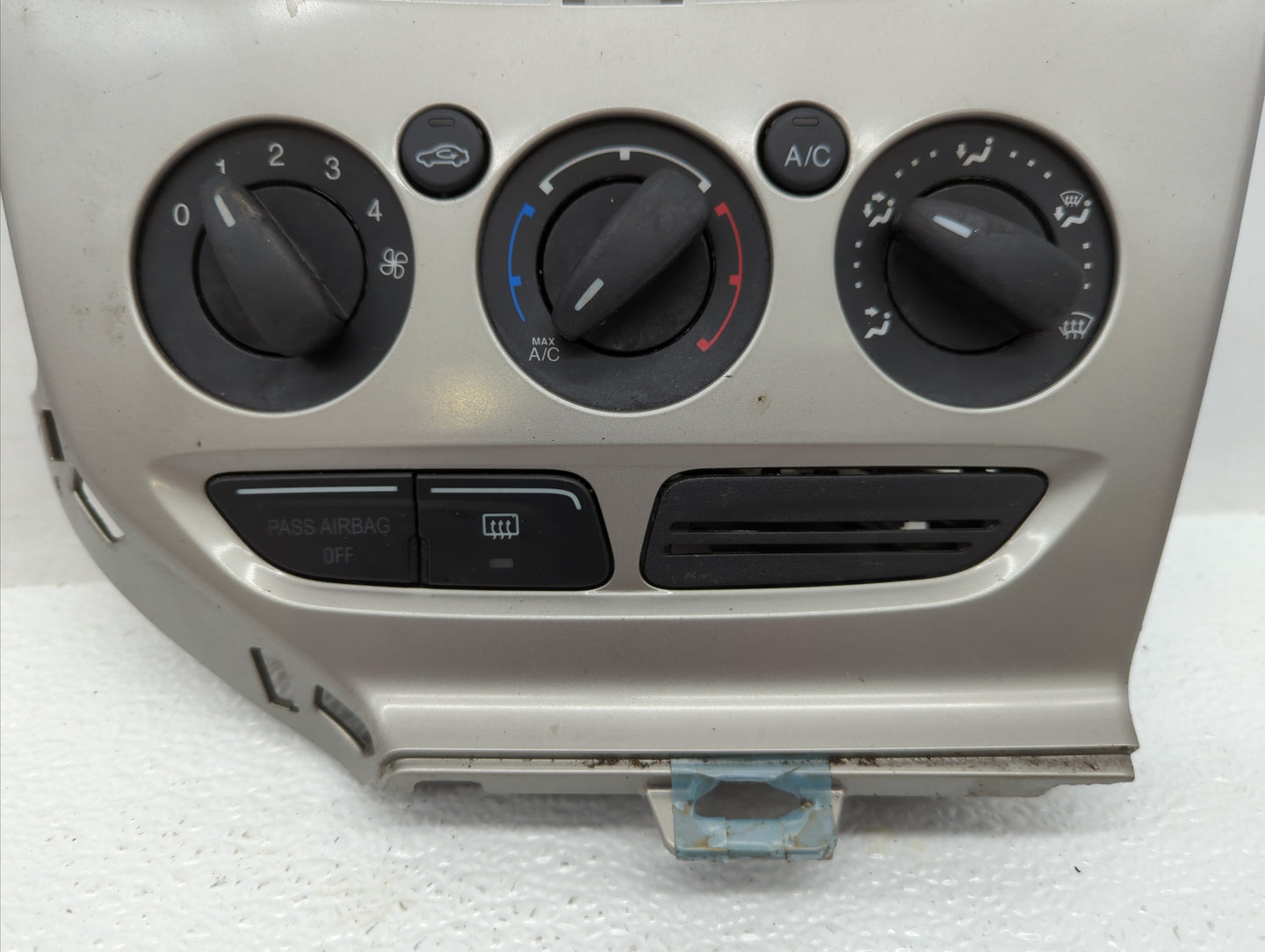 2013-2014 Ford Focus Climate Control Module Temperature AC/Heater Replacement P/N:E1062773 CM5T-19980-AF Fits Fits 2013 2014