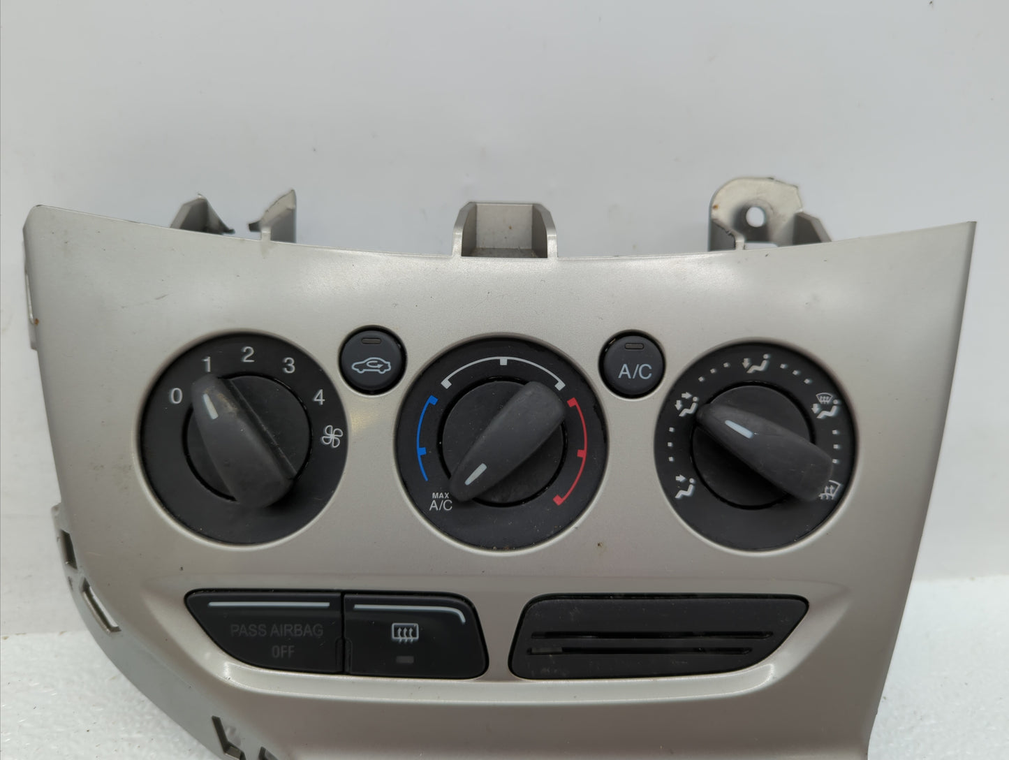 2013-2014 Ford Focus Climate Control Module Temperature AC/Heater Replacement P/N:E1062773 CM5T-19980-AF Fits Fits 2013 2014