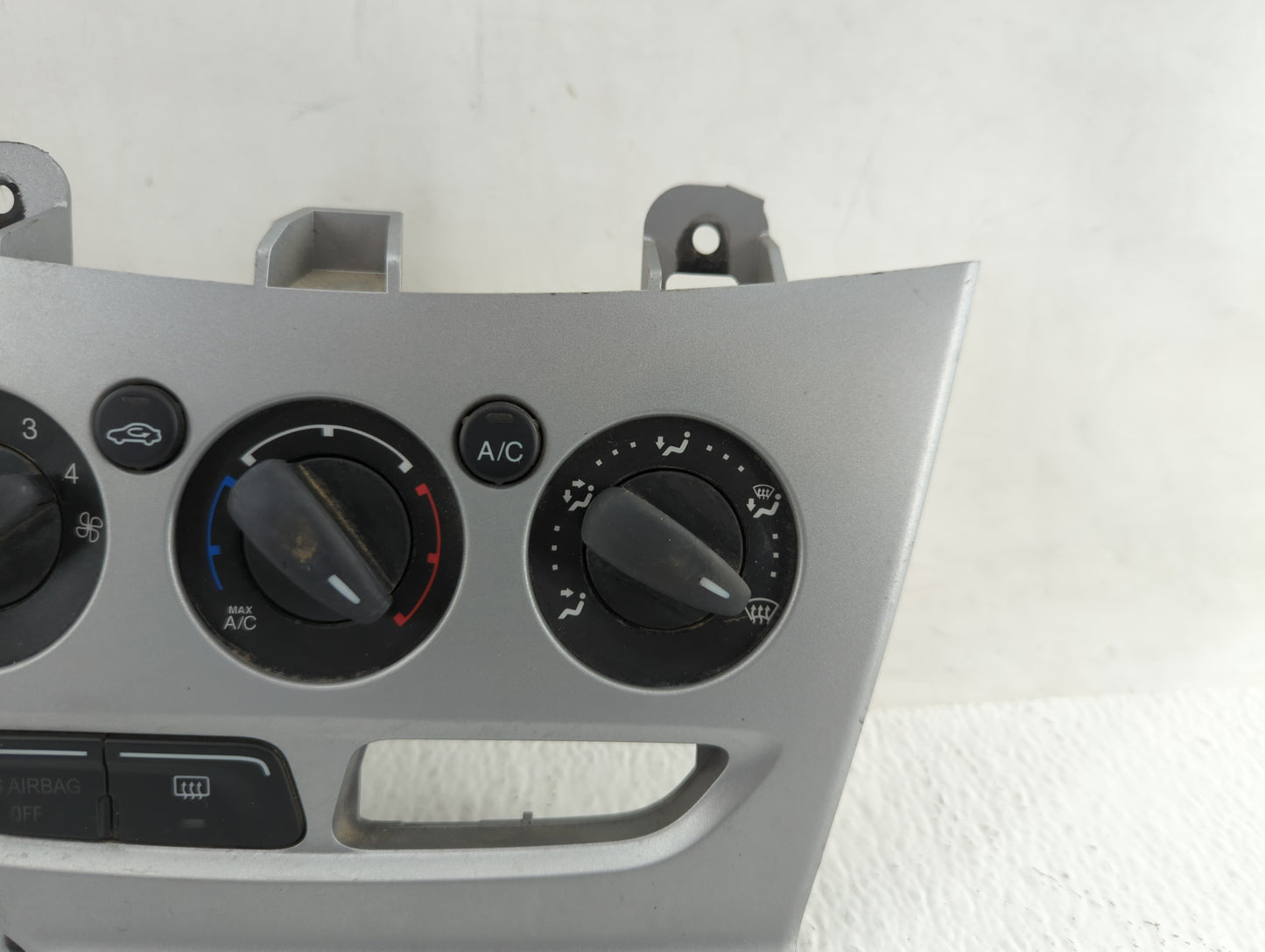 2013-2014 Ford Focus Climate Control Module Temperature AC/Heater Replacement P/N:E1062773 CM5T-19980-AF Fits Fits 2013 2014