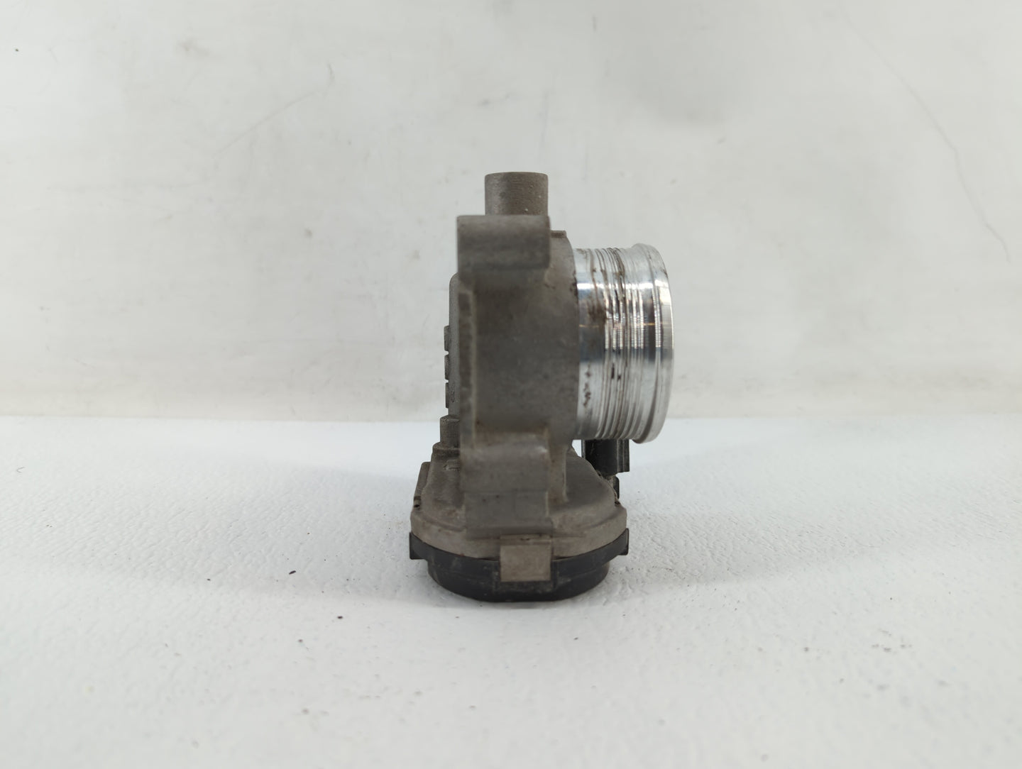 2012-2013 Ford Focus Throttle Body P/N:DS7E-9F991-BB CM5E-9F991-AD, CM5E-9F991-AC Fits Fits 2012 2013 2014 2015 2016 2017 OE
