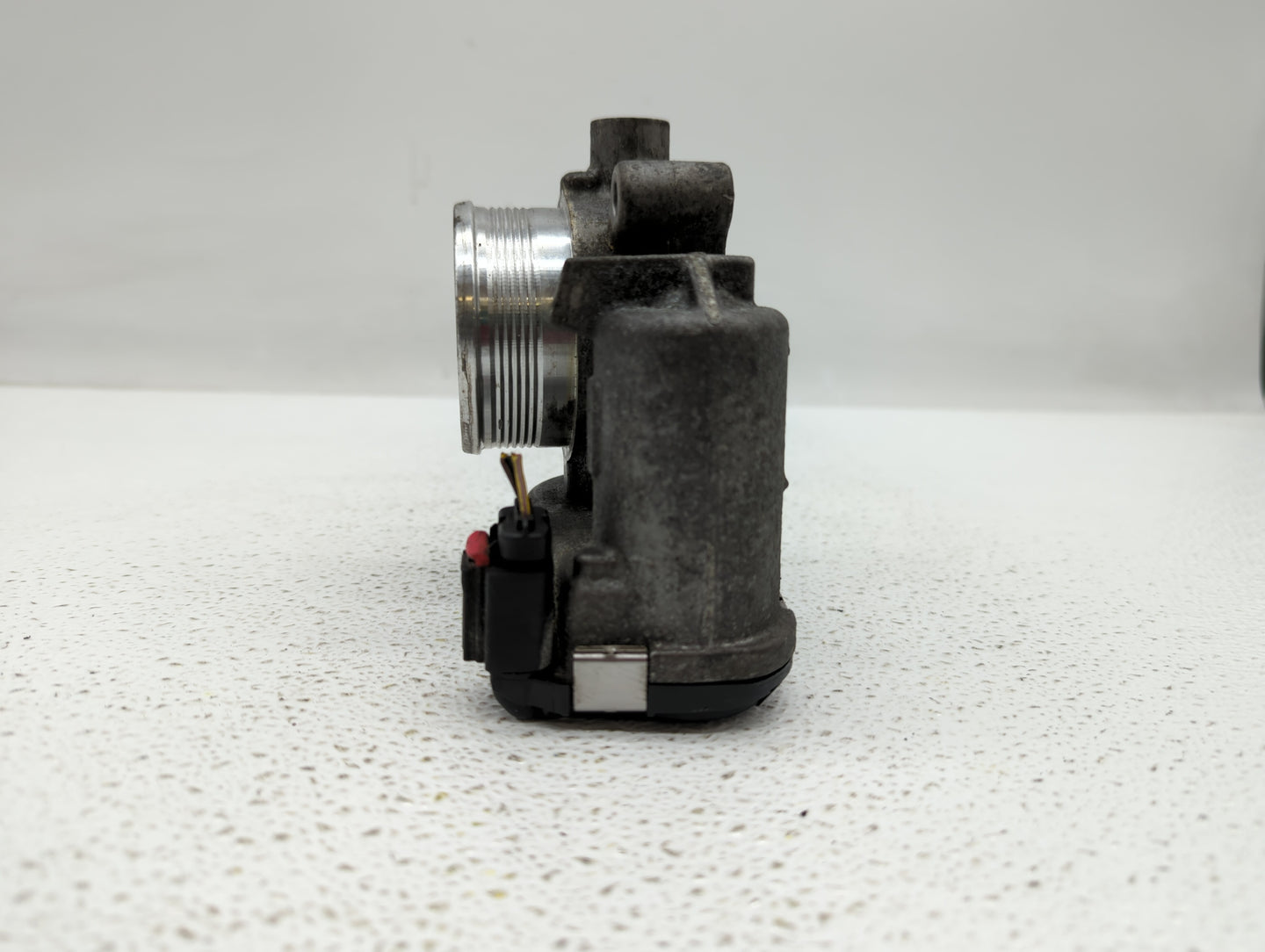 2012-2013 Ford Focus Throttle Body P/N:DS7E-9F991-BB CM5E-9F991-AD, CM5E-9F991-AC Fits Fits 2012 2013 2014 2015 2016 2017 OE