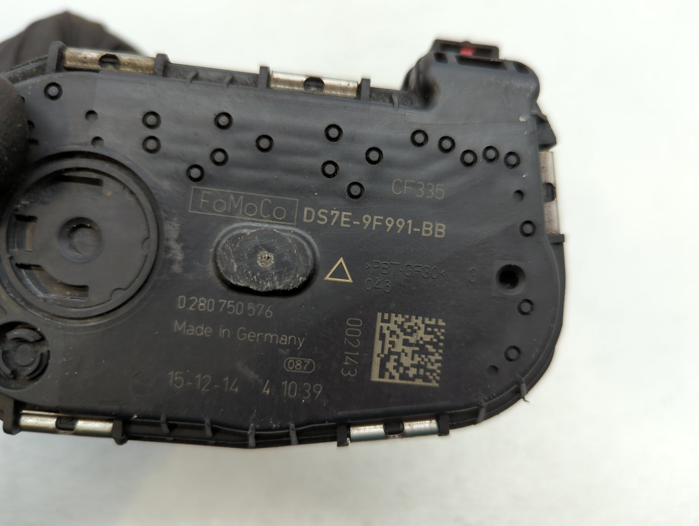 2012-2013 Ford Focus Throttle Body P/N:DS7E-9F991-BB CM5E-9F991-AD, CM5E-9F991-AC Fits Fits 2012 2013 2014 2015 2016 2017 OE
