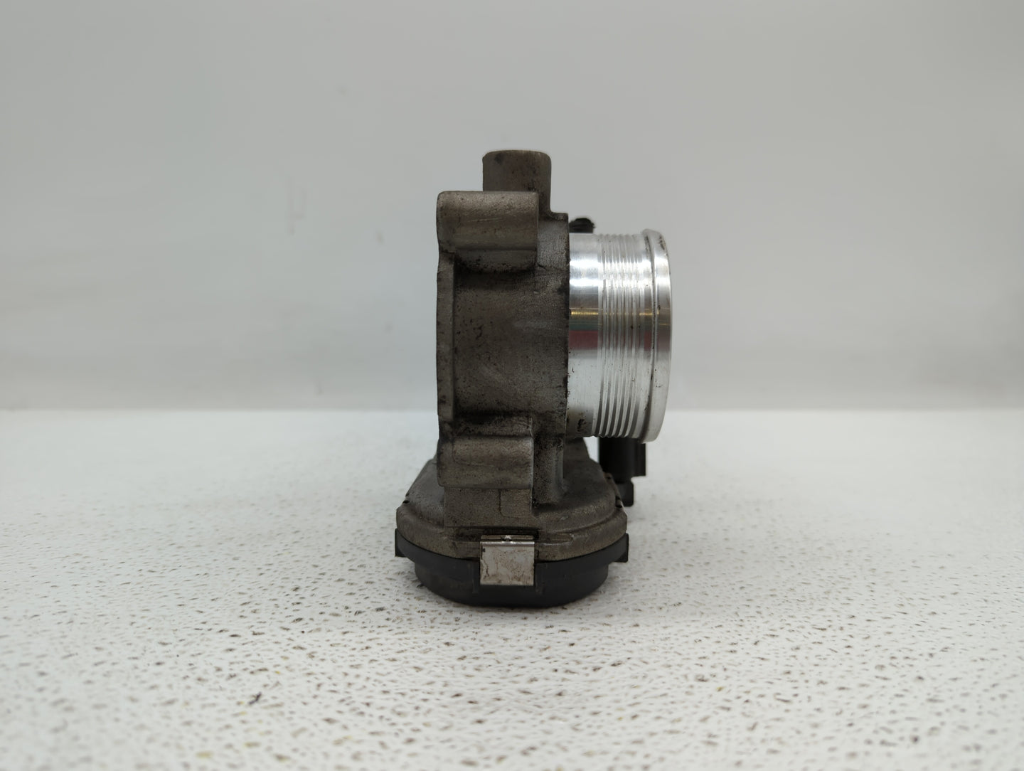 2012-2013 Ford Focus Throttle Body P/N:DS7E-9F991-BB CM5E-9F991-AD, CM5E-9F991-AC Fits Fits 2012 2013 2014 2015 2016 2017 OE