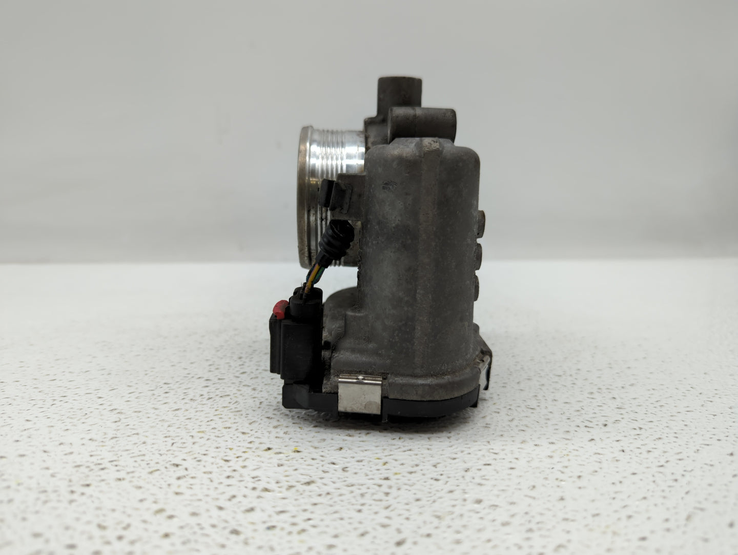 2012-2013 Ford Focus Throttle Body P/N:DS7E-9F991-BB CM5E-9F991-AD, CM5E-9F991-AC Fits Fits 2012 2013 2014 2015 2016 2017 OE