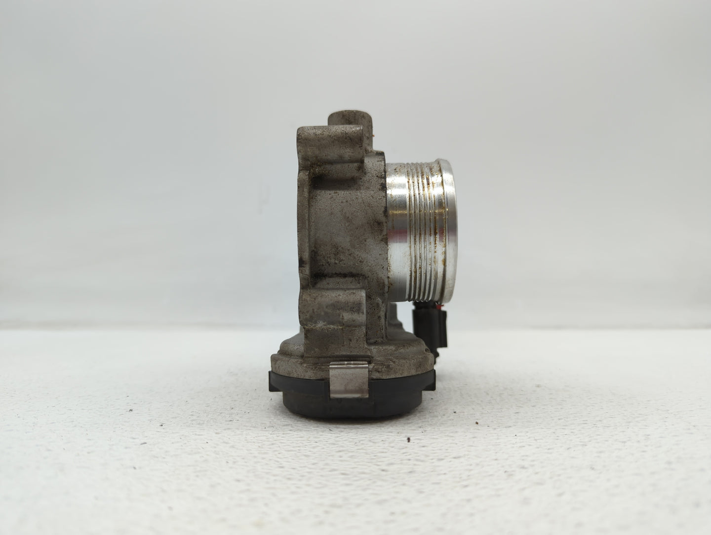 2012-2013 Ford Focus Throttle Body P/N:0280750566 DS7E-9F991-BB, CM5E-9F991-AD Fits Fits 2012 2013 2014 2015 2016 2017 OEM U